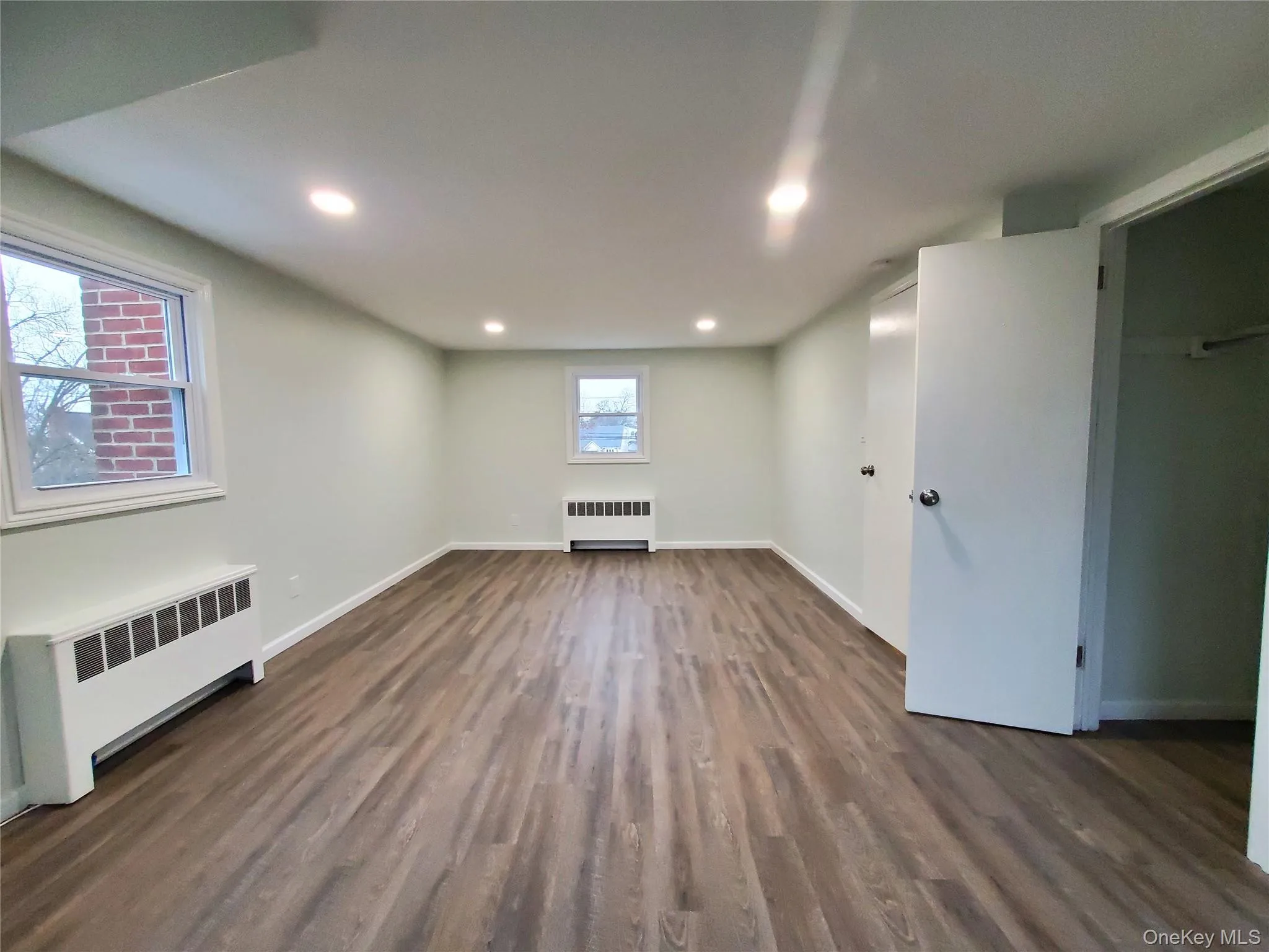 273 South 16th St, Babylon, NY, 1 Bedroom Bedrooms, 3 Rooms Rooms,1 BathroomBathrooms,Residential Lease,For Rent,South 16th St,0,959672 273 South 16th St, Babylon, NY, 1 Bedroom Bedrooms, 3 Rooms Rooms,1 BathroomBathrooms,Residential Lease,For Rent,South 16th St,0,959672