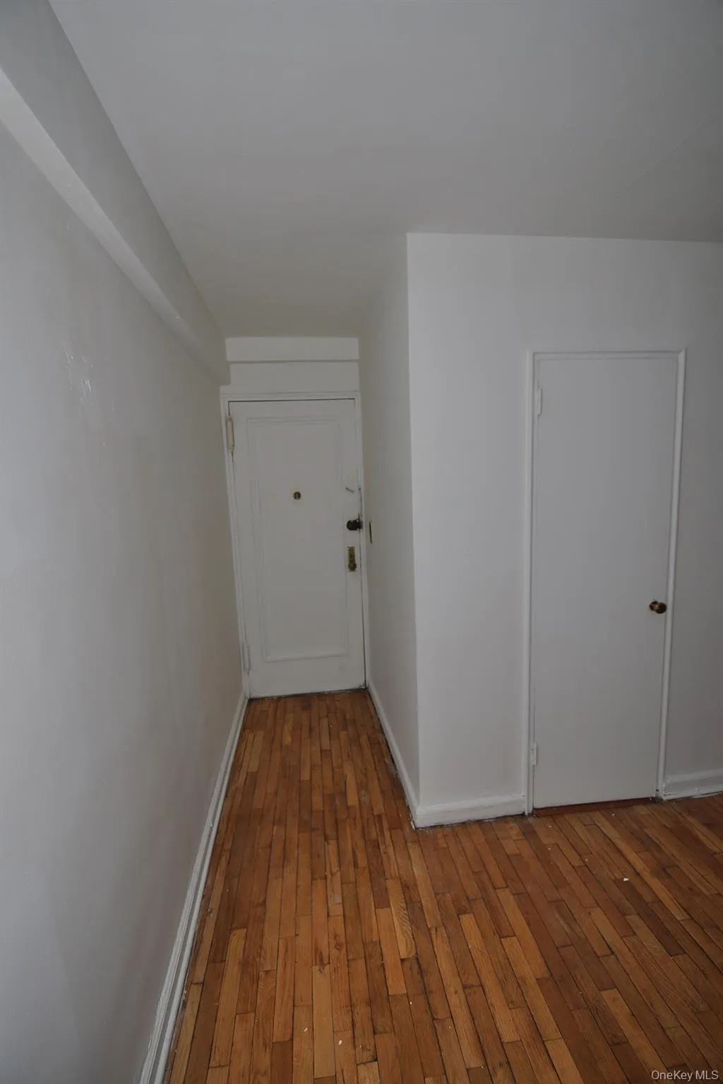 142 Garth Road, Eastchester, NY, 2 Bedrooms Bedrooms, 4 Rooms Rooms,1 BathroomBathrooms,Residential,For Rent,Garth,0,959691 142 Garth Road, Eastchester, NY, 2 Bedrooms Bedrooms, 4 Rooms Rooms,1 BathroomBathrooms,Residential,For Rent,Garth,0,959691