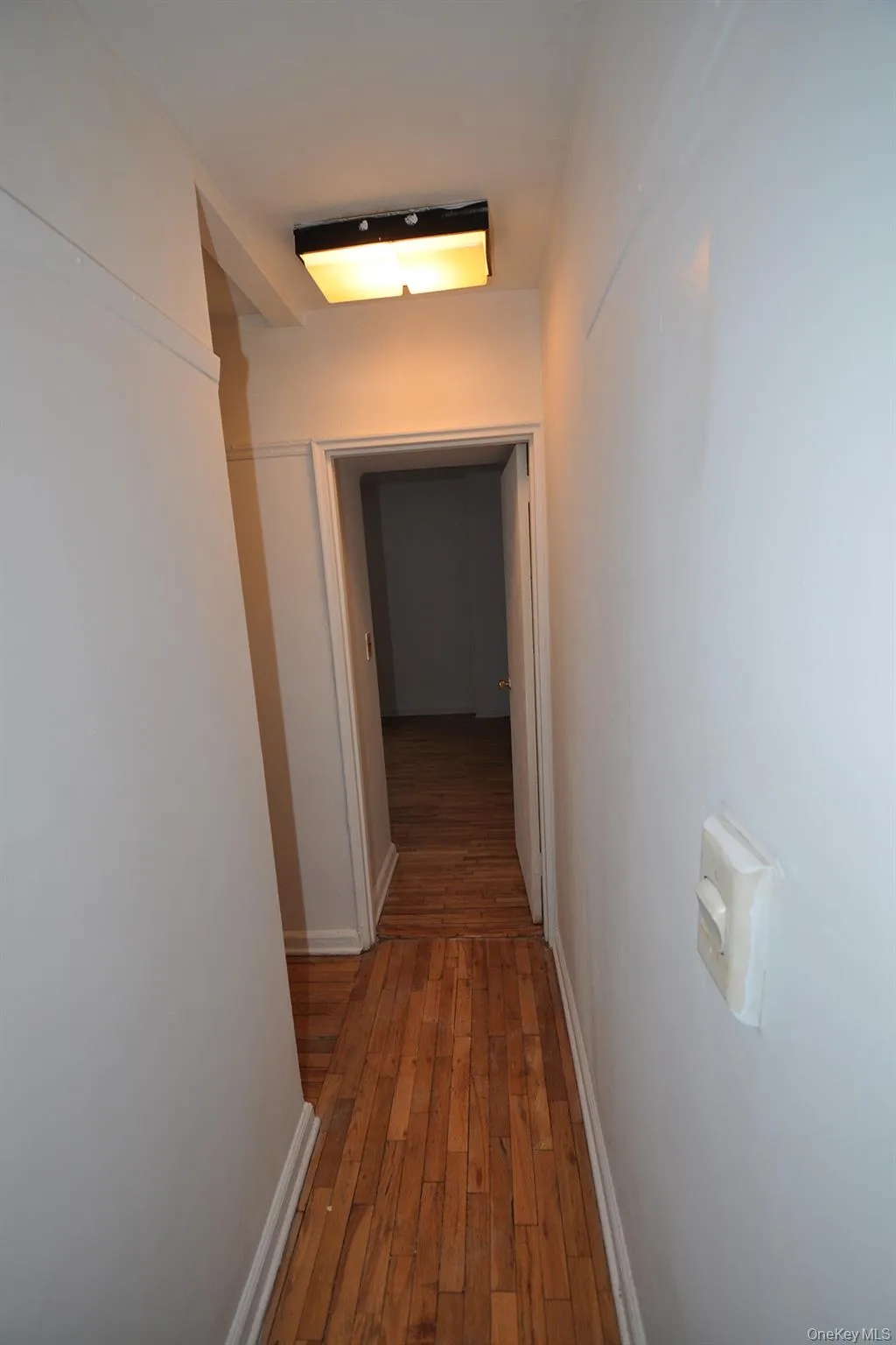 142 Garth Road, Eastchester, NY, 2 Bedrooms Bedrooms, 4 Rooms Rooms,1 BathroomBathrooms,Residential,For Rent,Garth,0,959691 142 Garth Road, Eastchester, NY, 2 Bedrooms Bedrooms, 4 Rooms Rooms,1 BathroomBathrooms,Residential,For Rent,Garth,0,959691