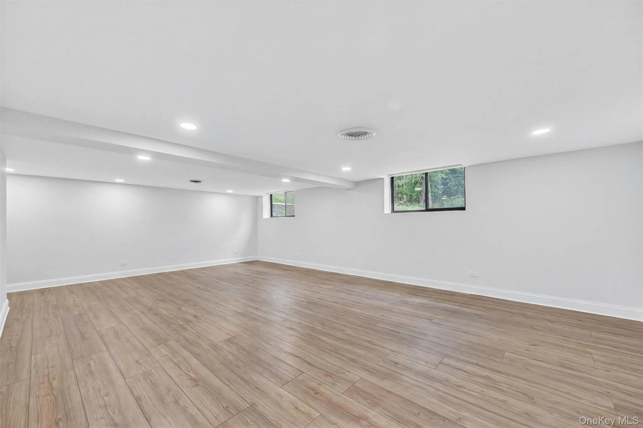 8 Pine Tree Lane, Goshen, NY, 6 Bedrooms Bedrooms, 13 Rooms Rooms,5 BathroomsBathrooms,Residential,For Rent,Pine Tree,0,959693 8 Pine Tree Lane, Goshen, NY, 6 Bedrooms Bedrooms, 13 Rooms Rooms,5 BathroomsBathrooms,Residential,For Rent,Pine Tree,0,959693