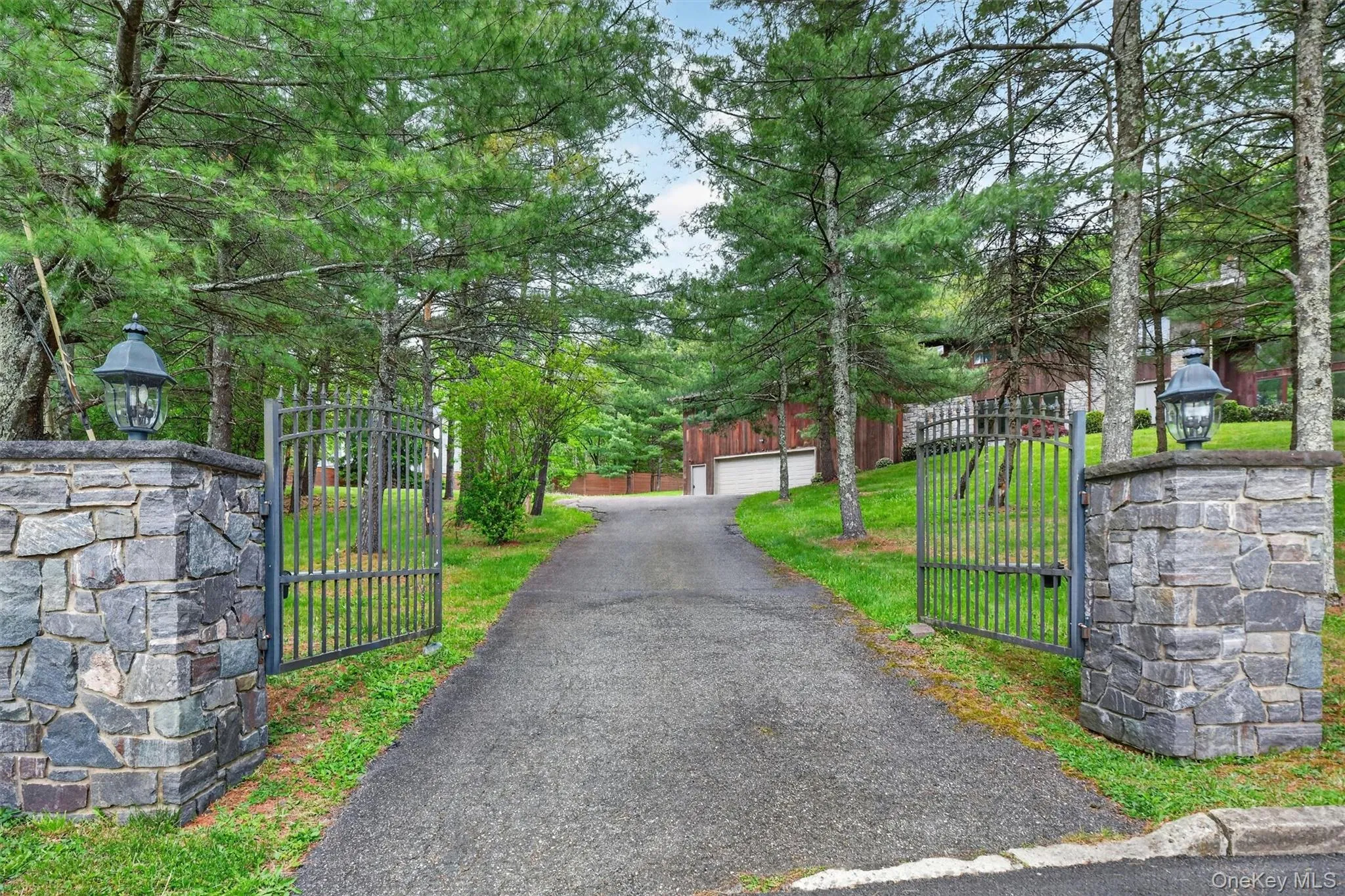 8 Pine Tree Lane, Goshen, NY, 6 Bedrooms Bedrooms, 13 Rooms Rooms,5 BathroomsBathrooms,Residential,For Rent,Pine Tree,0,959693 8 Pine Tree Lane, Goshen, NY, 6 Bedrooms Bedrooms, 13 Rooms Rooms,5 BathroomsBathrooms,Residential,For Rent,Pine Tree,0,959693