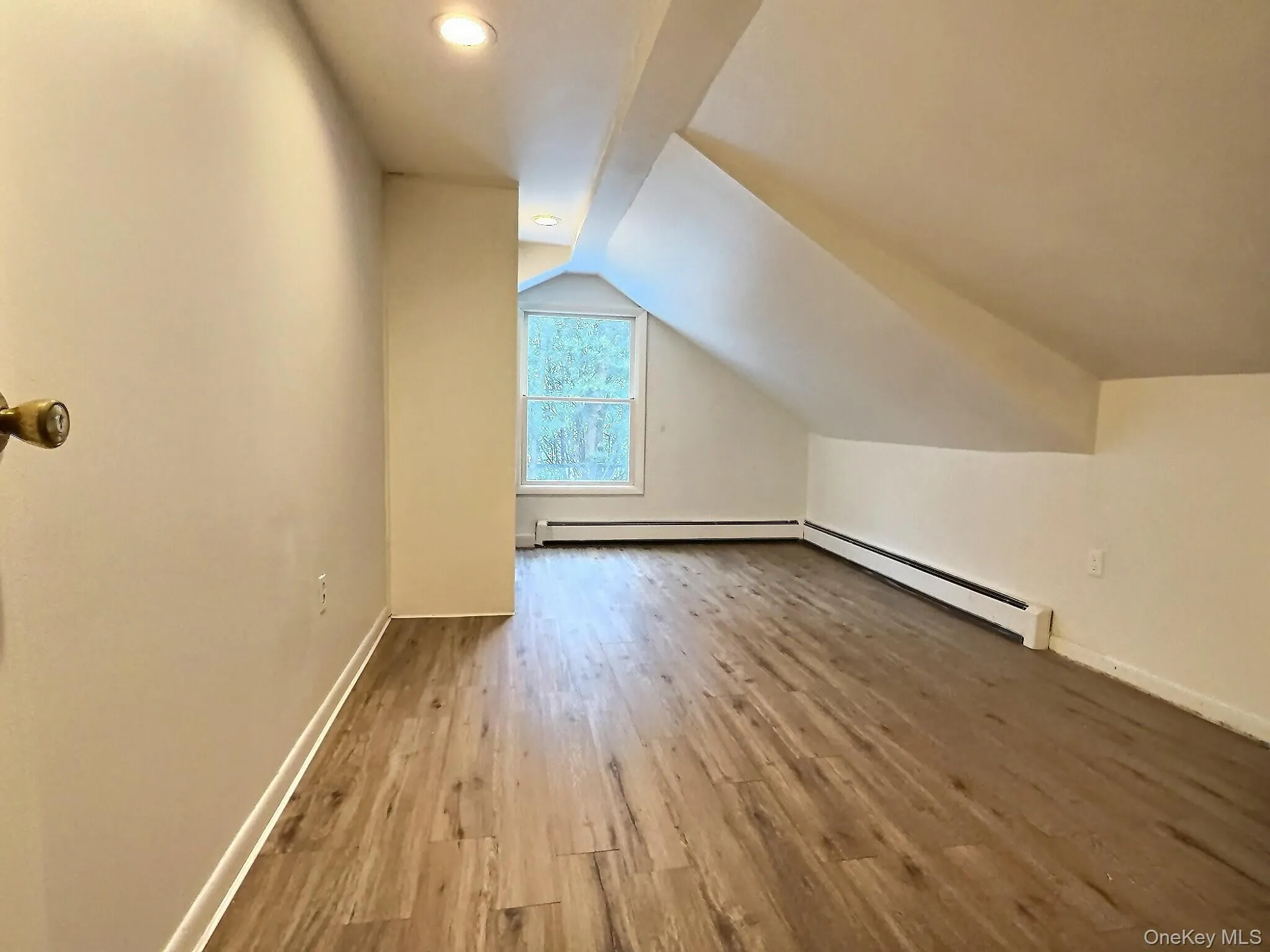 4 Pilgrim Terrace, Poughkeepsie, NY, 1 Bedroom Bedrooms, 3 Rooms Rooms,1 BathroomBathrooms,Residential Lease,For Rent,Pilgrim,0,959696 4 Pilgrim Terrace, Poughkeepsie, NY, 1 Bedroom Bedrooms, 3 Rooms Rooms,1 BathroomBathrooms,Residential Lease,For Rent,Pilgrim,0,959696