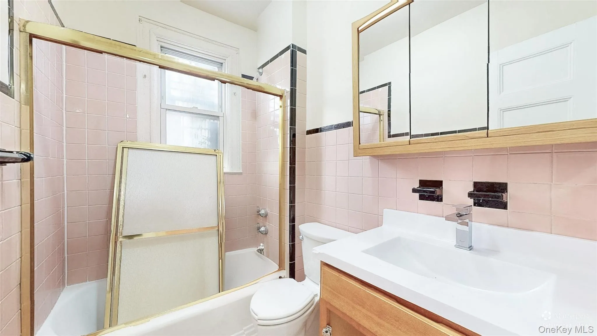2500 Newkirk Avenue, New York, NY, 3 Bedrooms Bedrooms, 6 Rooms Rooms,1 BathroomBathrooms,Residential Lease,For Rent,Newkirk,0,959715 2500 Newkirk Avenue, New York, NY, 3 Bedrooms Bedrooms, 6 Rooms Rooms,1 BathroomBathrooms,Residential Lease,For Rent,Newkirk,0,959715