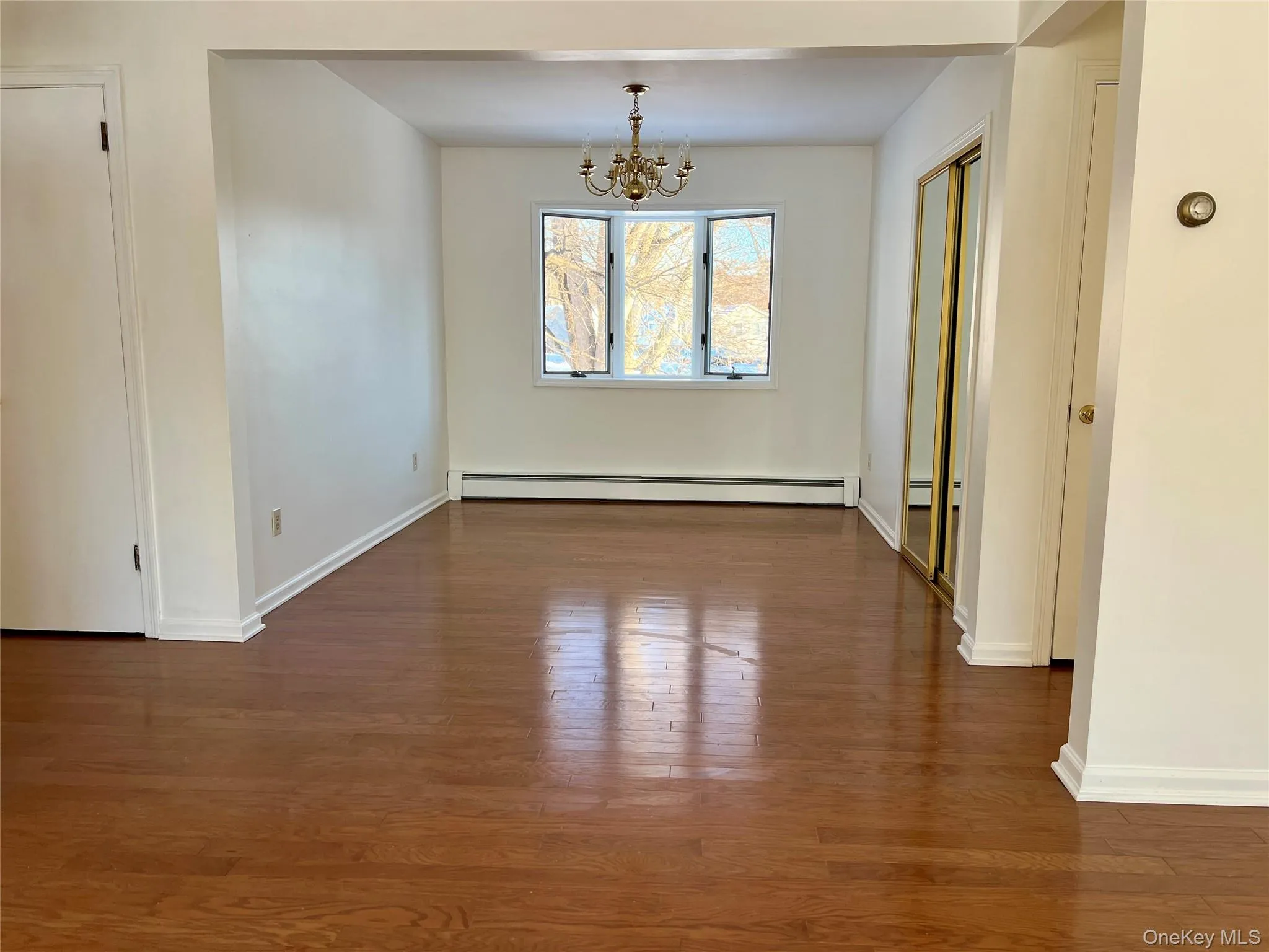 34 Cross Street, New Windsor, NY, 2 Bedrooms Bedrooms, 5 Rooms Rooms,1 BathroomBathrooms,Residential Lease,For Rent,Cross,0,959721 34 Cross Street, New Windsor, NY, 2 Bedrooms Bedrooms, 5 Rooms Rooms,1 BathroomBathrooms,Residential Lease,For Rent,Cross,0,959721