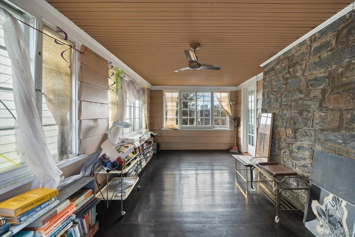 310 263rd Street, New York, NY, 4 Bedrooms Bedrooms, 10 Rooms Rooms,2 BathroomsBathrooms,Residential,For Rent,263rd,0,959723 310 263rd Street, New York, NY, 4 Bedrooms Bedrooms, 10 Rooms Rooms,2 BathroomsBathrooms,Residential,For Rent,263rd,0,959723