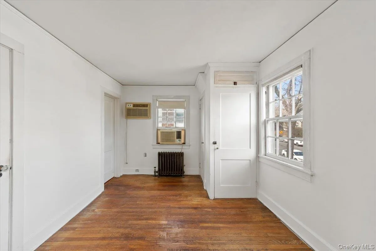 310 263rd Street, New York, NY, 4 Bedrooms Bedrooms, 10 Rooms Rooms,2 BathroomsBathrooms,Residential,For Rent,263rd,0,959723 310 263rd Street, New York, NY, 4 Bedrooms Bedrooms, 10 Rooms Rooms,2 BathroomsBathrooms,Residential,For Rent,263rd,0,959723