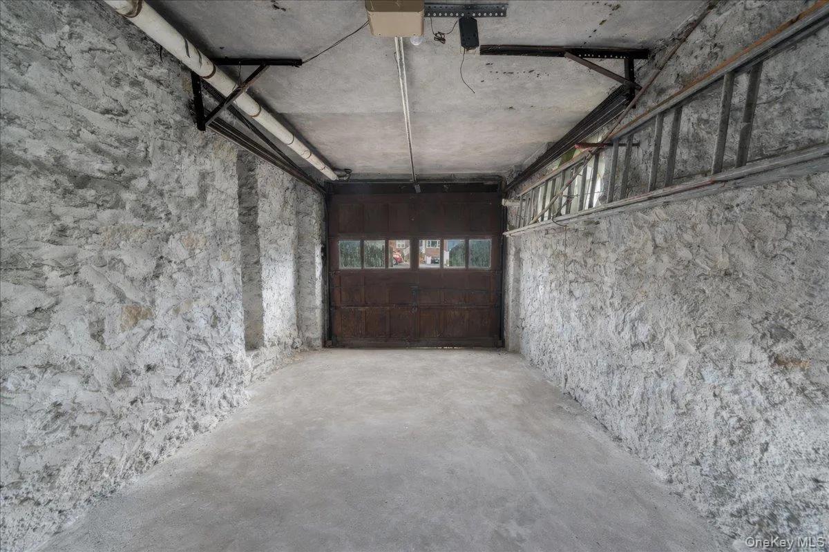 310 263rd Street, New York, NY, 4 Bedrooms Bedrooms, 10 Rooms Rooms,2 BathroomsBathrooms,Residential,For Rent,263rd,0,959723 310 263rd Street, New York, NY, 4 Bedrooms Bedrooms, 10 Rooms Rooms,2 BathroomsBathrooms,Residential,For Rent,263rd,0,959723