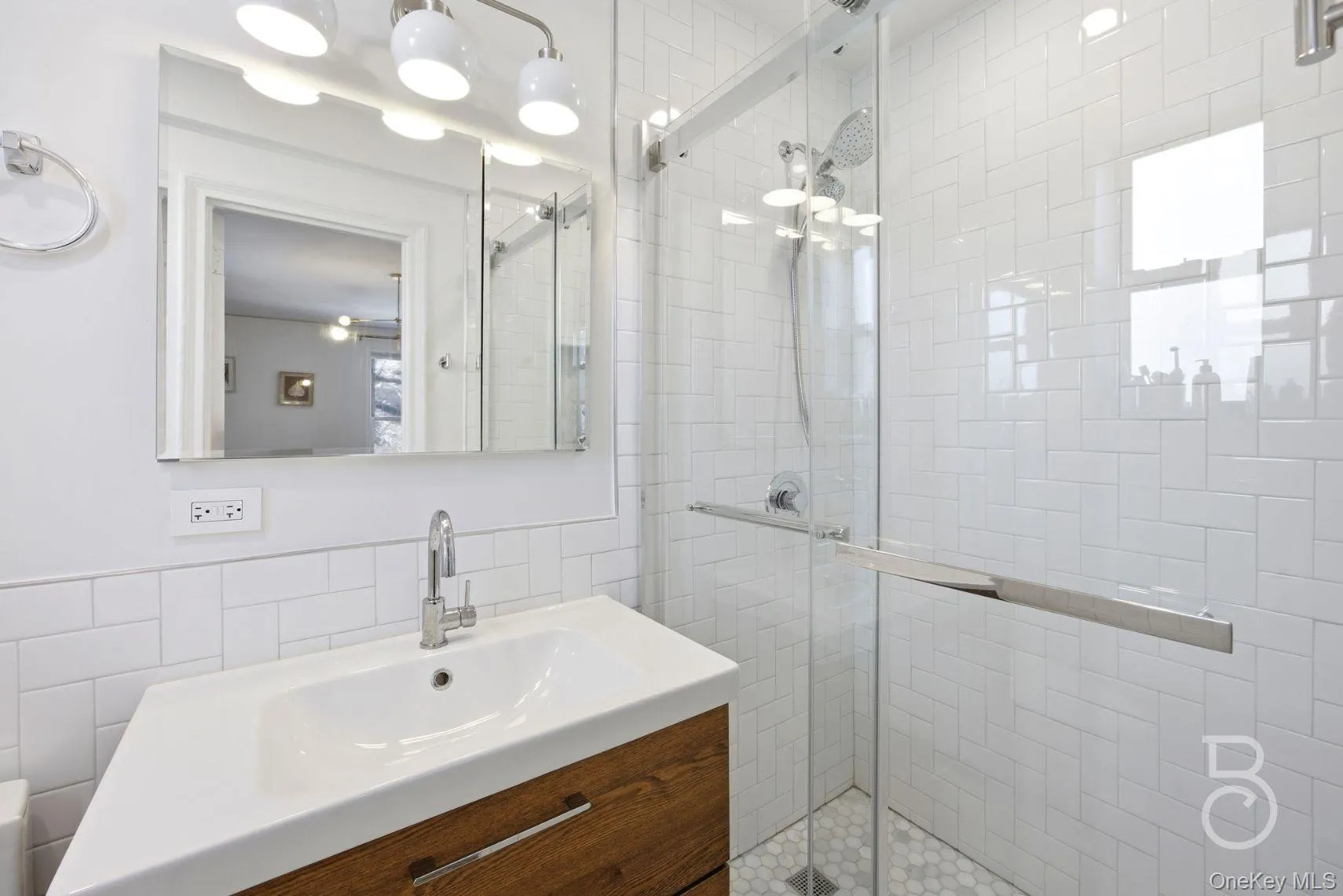 76-12 35th Avenue, New York, NY, 2 Bedrooms Bedrooms, 4 Rooms Rooms,2 BathroomsBathrooms,Residential,For Rent,35th,0,959729 76-12 35th Avenue, New York, NY, 2 Bedrooms Bedrooms, 4 Rooms Rooms,2 BathroomsBathrooms,Residential,For Rent,35th,0,959729