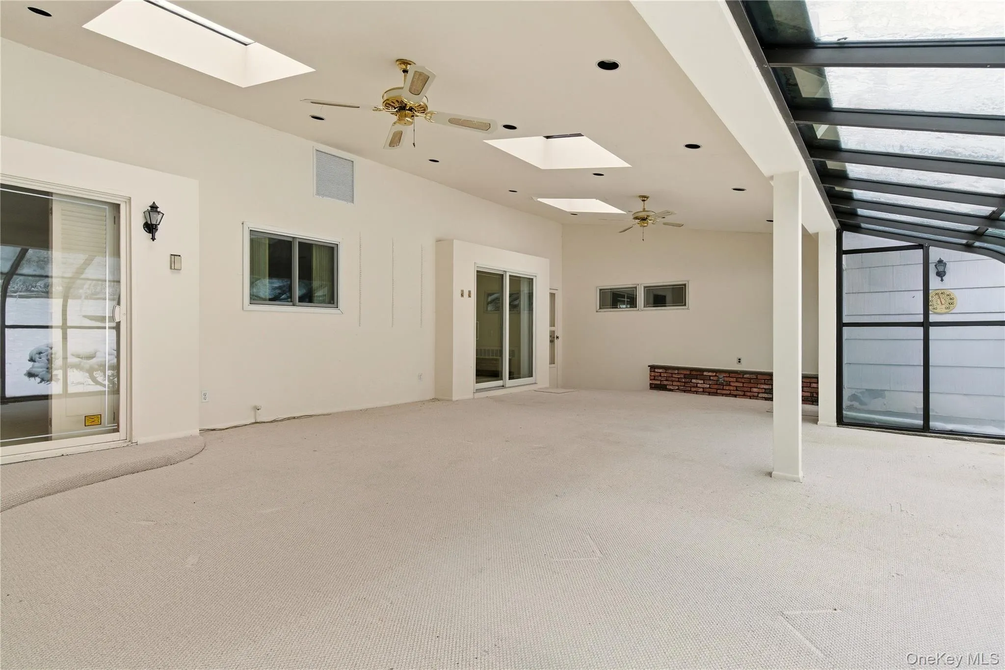 75 Mimosa Drive, North Hempstead, NY, 4 Bedrooms Bedrooms, 10 Rooms Rooms,3 BathroomsBathrooms,Residential Sale,For Rent,Mimosa,0,959737 75 Mimosa Drive, North Hempstead, NY, 4 Bedrooms Bedrooms, 10 Rooms Rooms,3 BathroomsBathrooms,Residential Sale,For Rent,Mimosa,0,959737