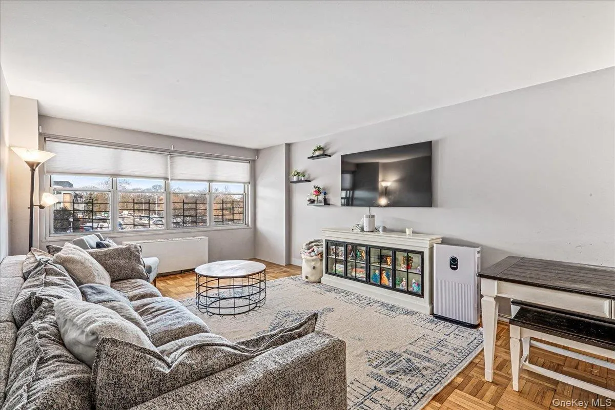 17-85 215th Street, New York, NY, 2 Bedrooms Bedrooms, 6 Rooms Rooms,2 BathroomsBathrooms,Residential,For Rent,215th,0,959741 17-85 215th Street, New York, NY, 2 Bedrooms Bedrooms, 6 Rooms Rooms,2 BathroomsBathrooms,Residential,For Rent,215th,0,959741