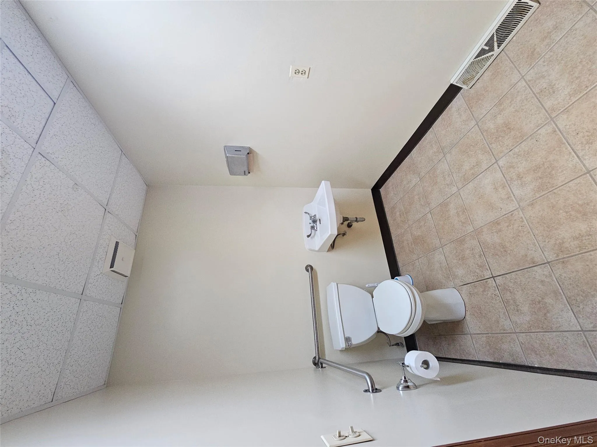 97 Fulton Avenue, Poughkeepsie (town), NY, ,Commercial Lease,For Rent,Fulton,0,959794 97 Fulton Avenue, Poughkeepsie (town), NY, ,Commercial Lease,For Rent,Fulton,0,959794