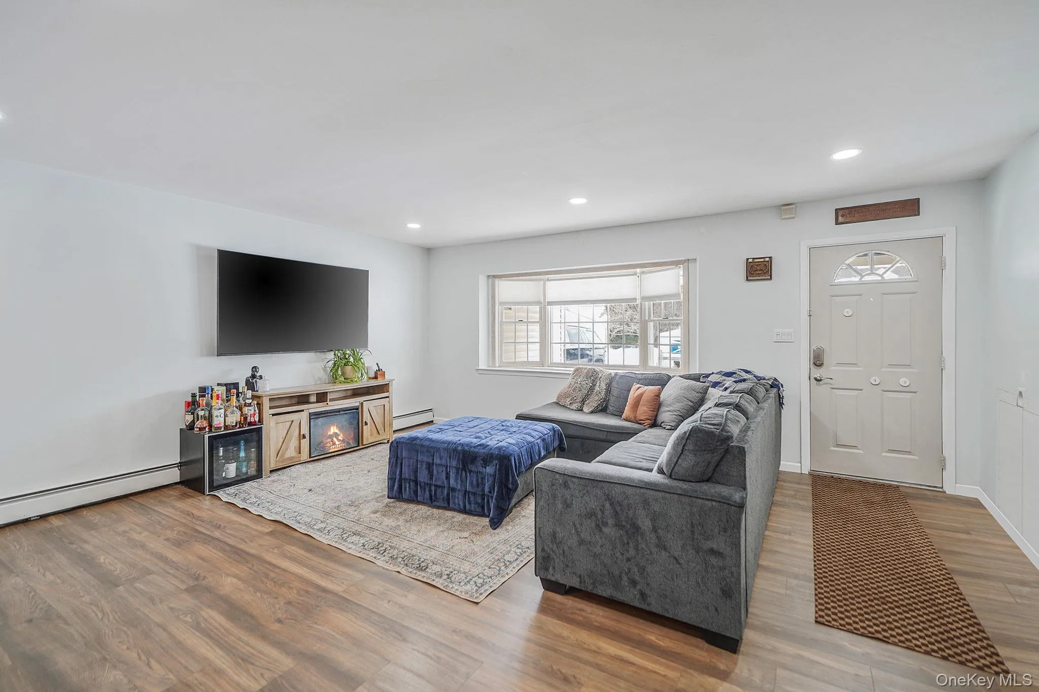 78 Miller Avenue, Brookhaven, NY, 3 Bedrooms Bedrooms, 8 Rooms Rooms,2 BathroomsBathrooms,Residential,For Rent,Miller,0,959798 78 Miller Avenue, Brookhaven, NY, 3 Bedrooms Bedrooms, 8 Rooms Rooms,2 BathroomsBathrooms,Residential,For Rent,Miller,0,959798