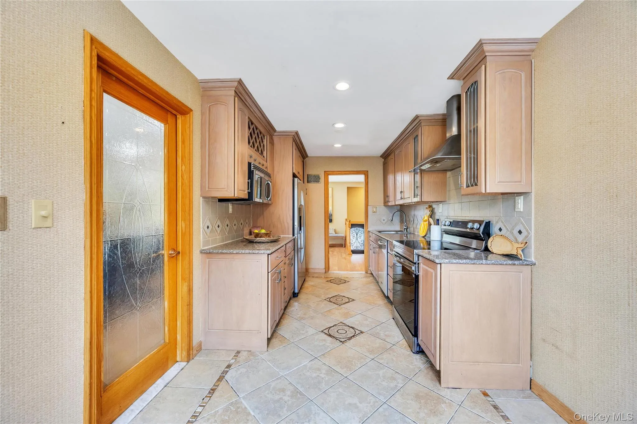 2 Valley Greens Drive, Hempstead, NY, 6 Bedrooms Bedrooms, 9 Rooms Rooms,3 BathroomsBathrooms,Residential,For Rent,Valley Greens,0,959805 2 Valley Greens Drive, Hempstead, NY, 6 Bedrooms Bedrooms, 9 Rooms Rooms,3 BathroomsBathrooms,Residential,For Rent,Valley Greens,0,959805