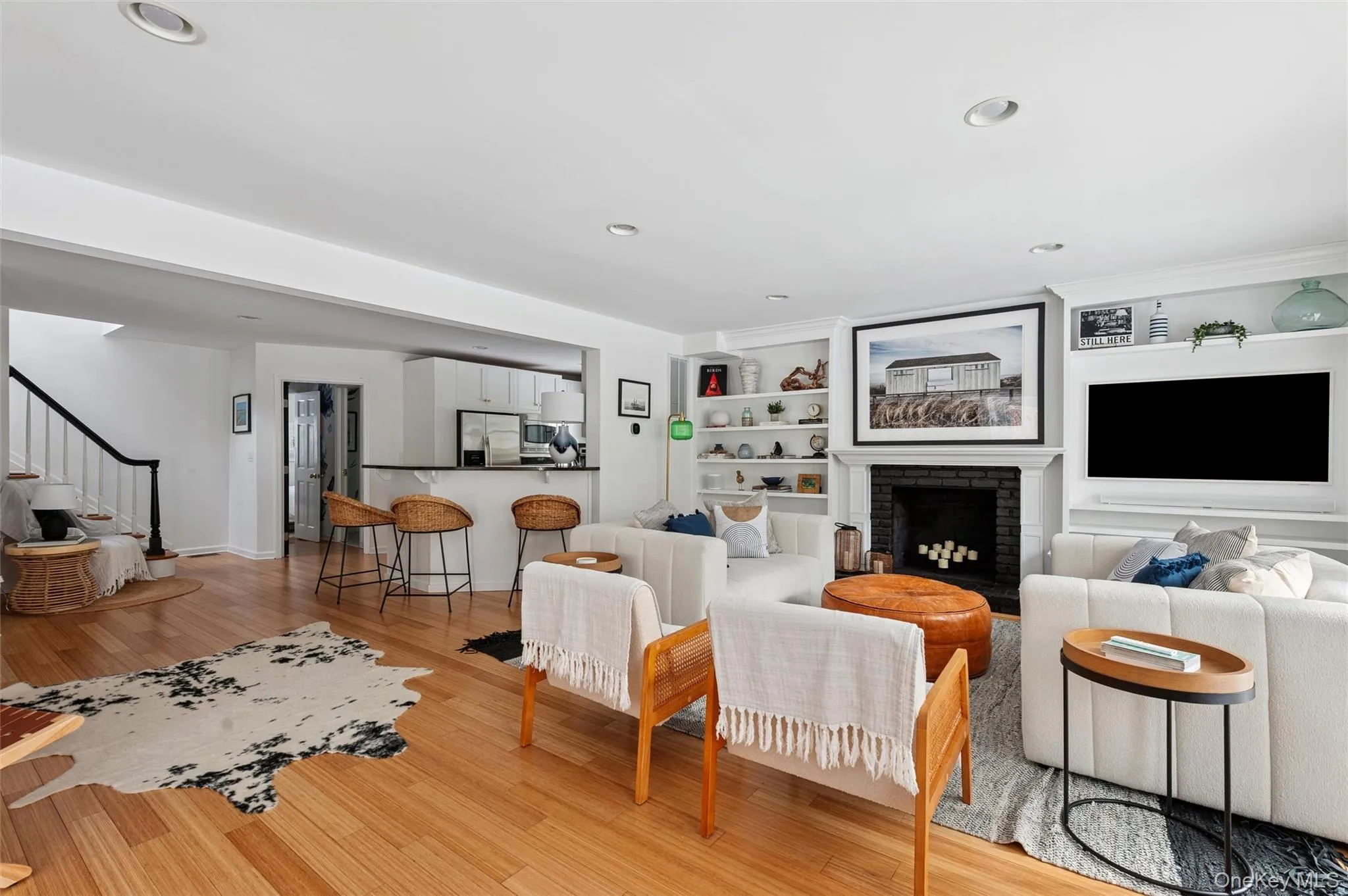 3 1st Place, Southampton, NY, 3 Bedrooms Bedrooms, 9 Rooms Rooms,3 BathroomsBathrooms,Residential Lease,For Rent,1st,0,959806 3 1st Place, Southampton, NY, 3 Bedrooms Bedrooms, 9 Rooms Rooms,3 BathroomsBathrooms,Residential Lease,For Rent,1st,0,959806