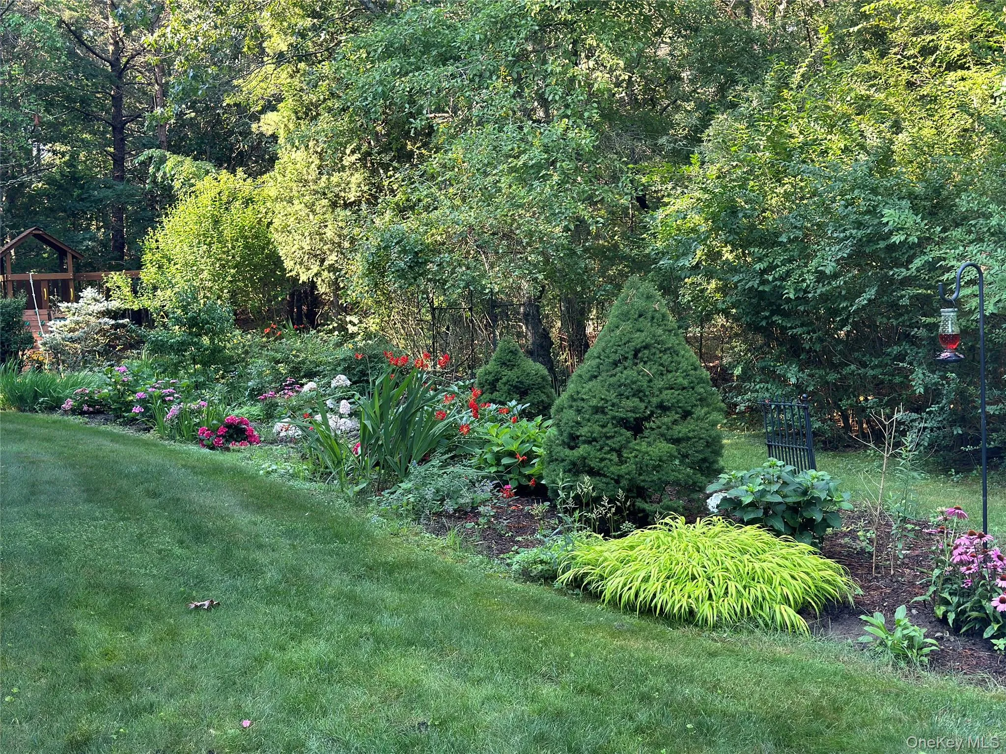 3 1st Place, Southampton, NY, 3 Bedrooms Bedrooms, 9 Rooms Rooms,3 BathroomsBathrooms,Residential Lease,For Rent,1st,0,959806 3 1st Place, Southampton, NY, 3 Bedrooms Bedrooms, 9 Rooms Rooms,3 BathroomsBathrooms,Residential Lease,For Rent,1st,0,959806