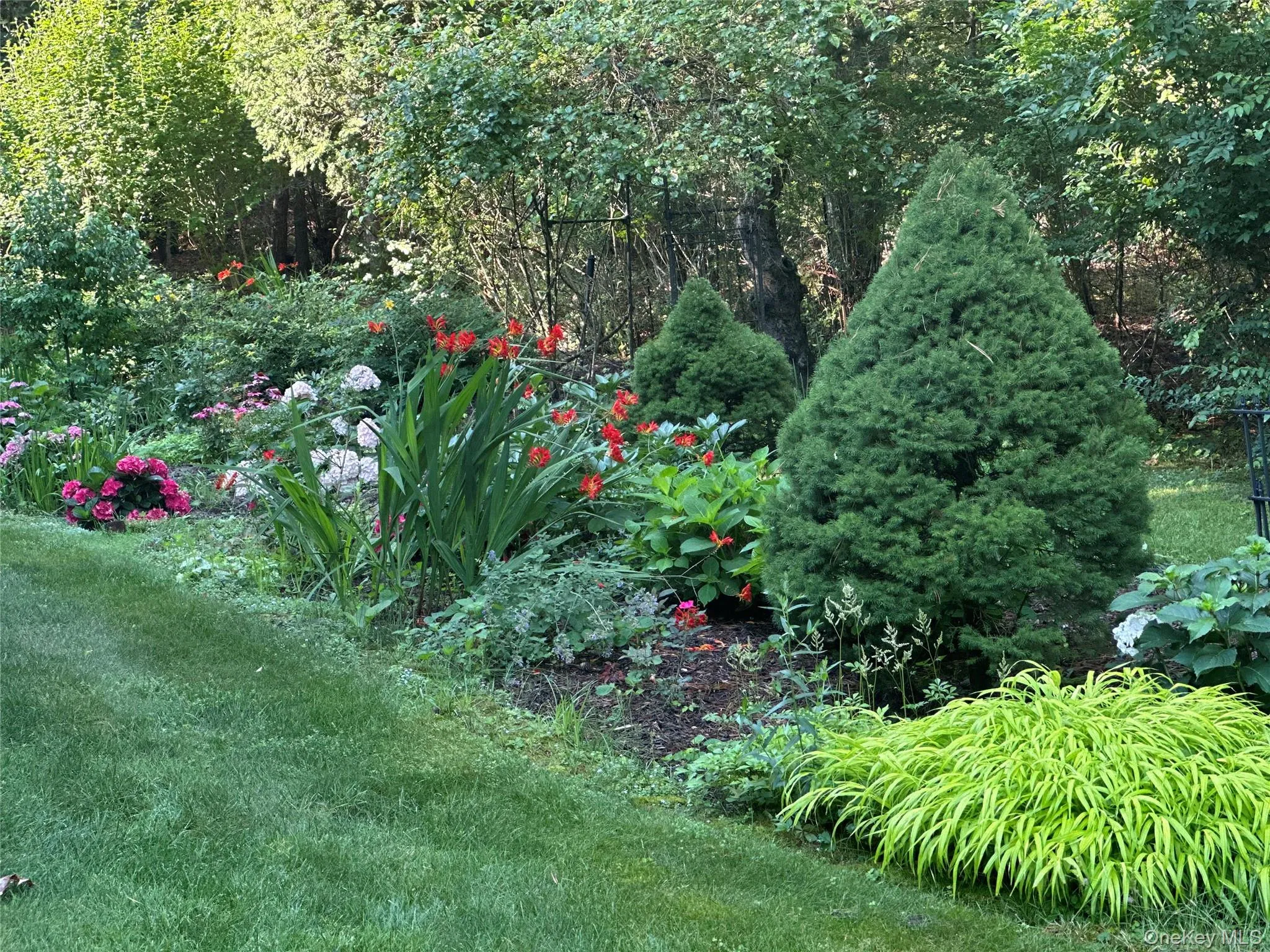 3 1st Place, Southampton, NY, 3 Bedrooms Bedrooms, 9 Rooms Rooms,3 BathroomsBathrooms,Residential Lease,For Rent,1st,0,959806 3 1st Place, Southampton, NY, 3 Bedrooms Bedrooms, 9 Rooms Rooms,3 BathroomsBathrooms,Residential Lease,For Rent,1st,0,959806