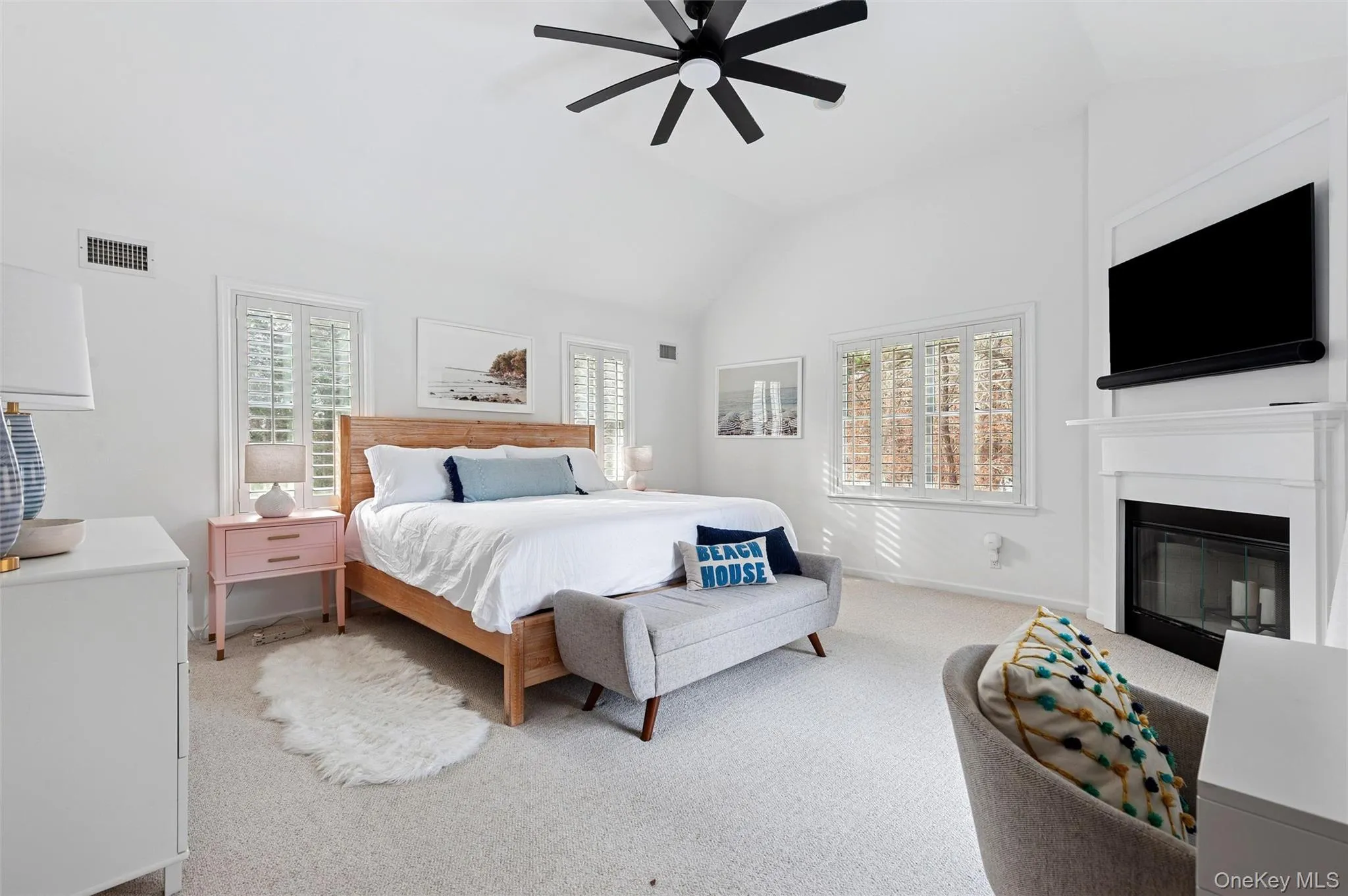 3 1st Place, Southampton, NY, 3 Bedrooms Bedrooms, 9 Rooms Rooms,3 BathroomsBathrooms,Residential Lease,For Rent,1st,0,959806 3 1st Place, Southampton, NY, 3 Bedrooms Bedrooms, 9 Rooms Rooms,3 BathroomsBathrooms,Residential Lease,For Rent,1st,0,959806