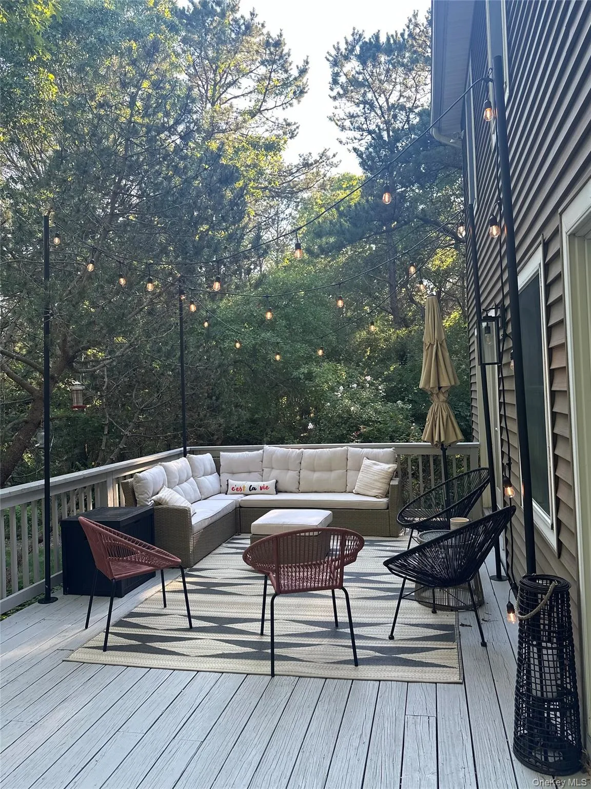 3 1st Place, Southampton, NY, 3 Bedrooms Bedrooms, 9 Rooms Rooms,3 BathroomsBathrooms,Residential Lease,For Rent,1st,0,959806 3 1st Place, Southampton, NY, 3 Bedrooms Bedrooms, 9 Rooms Rooms,3 BathroomsBathrooms,Residential Lease,For Rent,1st,0,959806