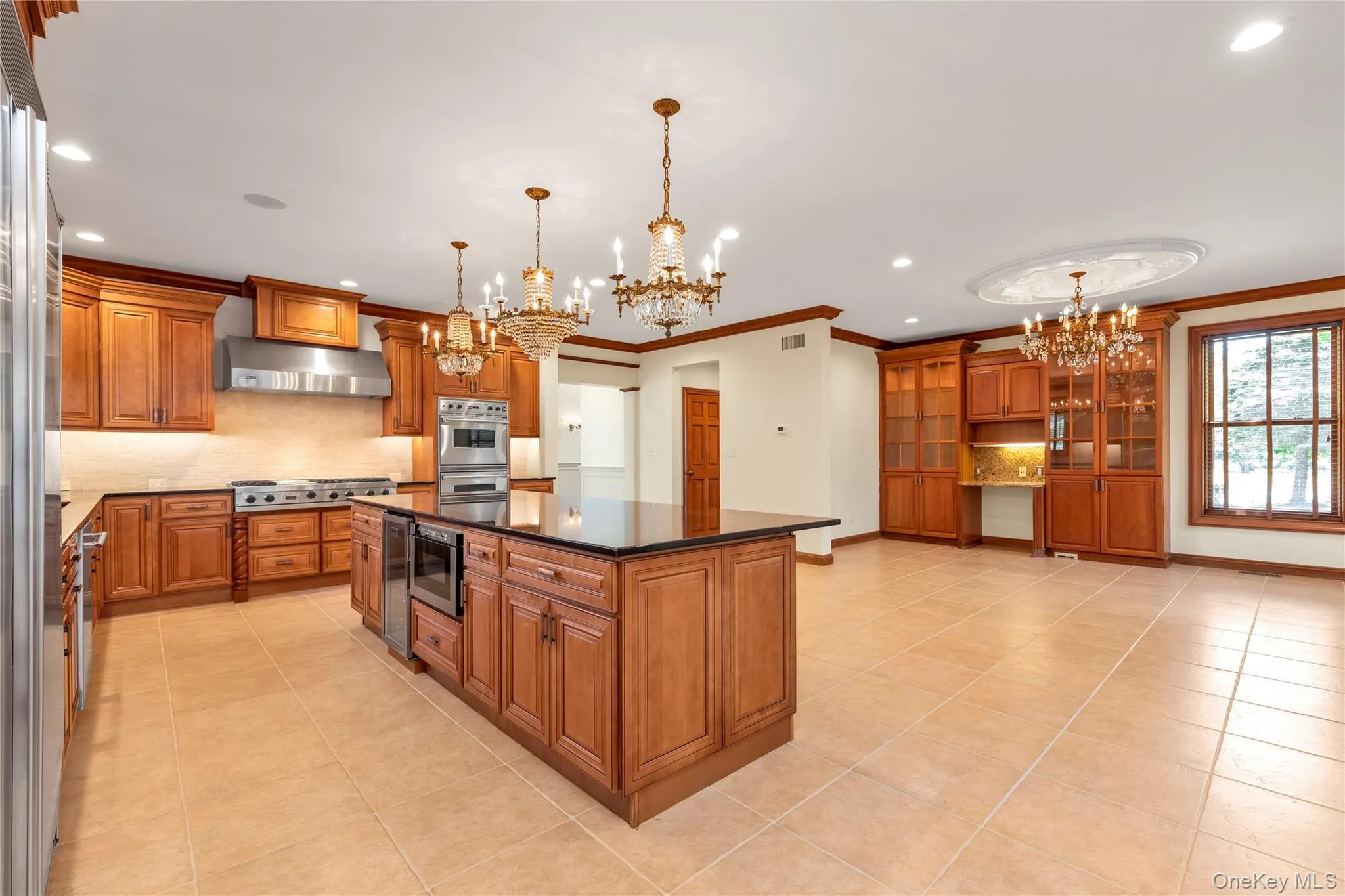 38 The Helm, Islip, NY, 5 Bedrooms Bedrooms, 16 Rooms Rooms,5 BathroomsBathrooms,Residential,For Rent,The Helm,0,959818 38 The Helm, Islip, NY, 5 Bedrooms Bedrooms, 16 Rooms Rooms,5 BathroomsBathrooms,Residential,For Rent,The Helm,0,959818