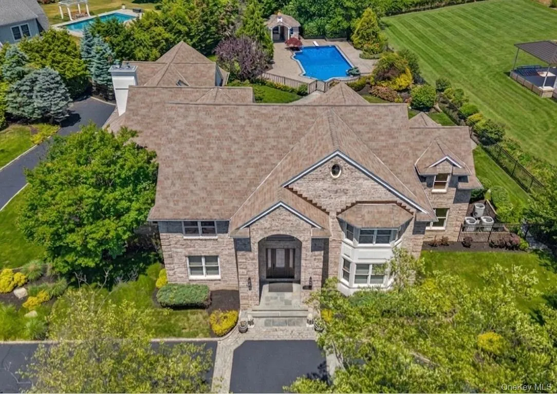 38 The Helm, Islip, NY, 5 Bedrooms Bedrooms, 16 Rooms Rooms,5 BathroomsBathrooms,Residential,For Rent,The Helm,0,959818 38 The Helm, Islip, NY, 5 Bedrooms Bedrooms, 16 Rooms Rooms,5 BathroomsBathrooms,Residential,For Rent,The Helm,0,959818