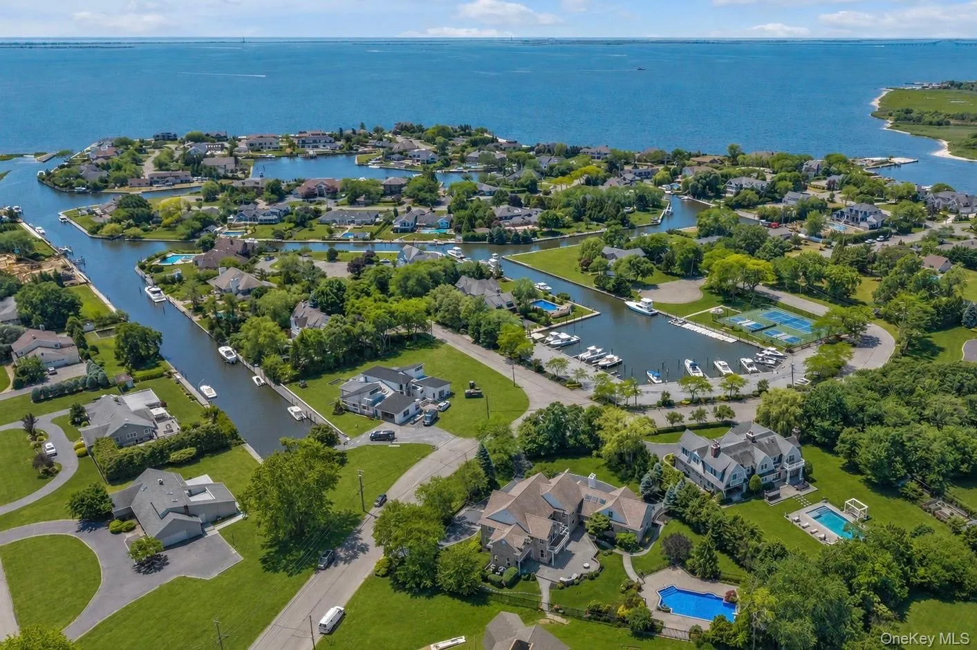 38 The Helm, Islip, NY, 5 Bedrooms Bedrooms, 16 Rooms Rooms,5 BathroomsBathrooms,Residential,For Rent,The Helm,0,959818 38 The Helm, Islip, NY, 5 Bedrooms Bedrooms, 16 Rooms Rooms,5 BathroomsBathrooms,Residential,For Rent,The Helm,0,959818