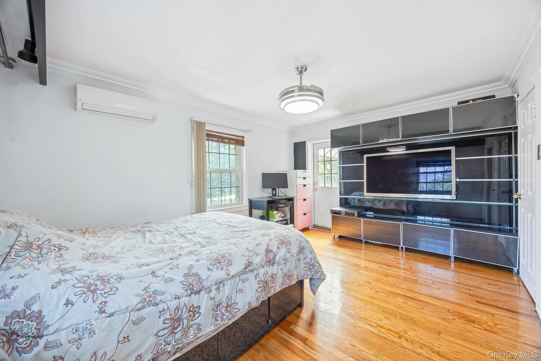 19703 Mc Laughlin Avenue, New York, NY, 3 Bedrooms Bedrooms, 10 Rooms Rooms,2 BathroomsBathrooms,Residential Lease,For Rent,Mc Laughlin,0,959829 19703 Mc Laughlin Avenue, New York, NY, 3 Bedrooms Bedrooms, 10 Rooms Rooms,2 BathroomsBathrooms,Residential Lease,For Rent,Mc Laughlin,0,959829