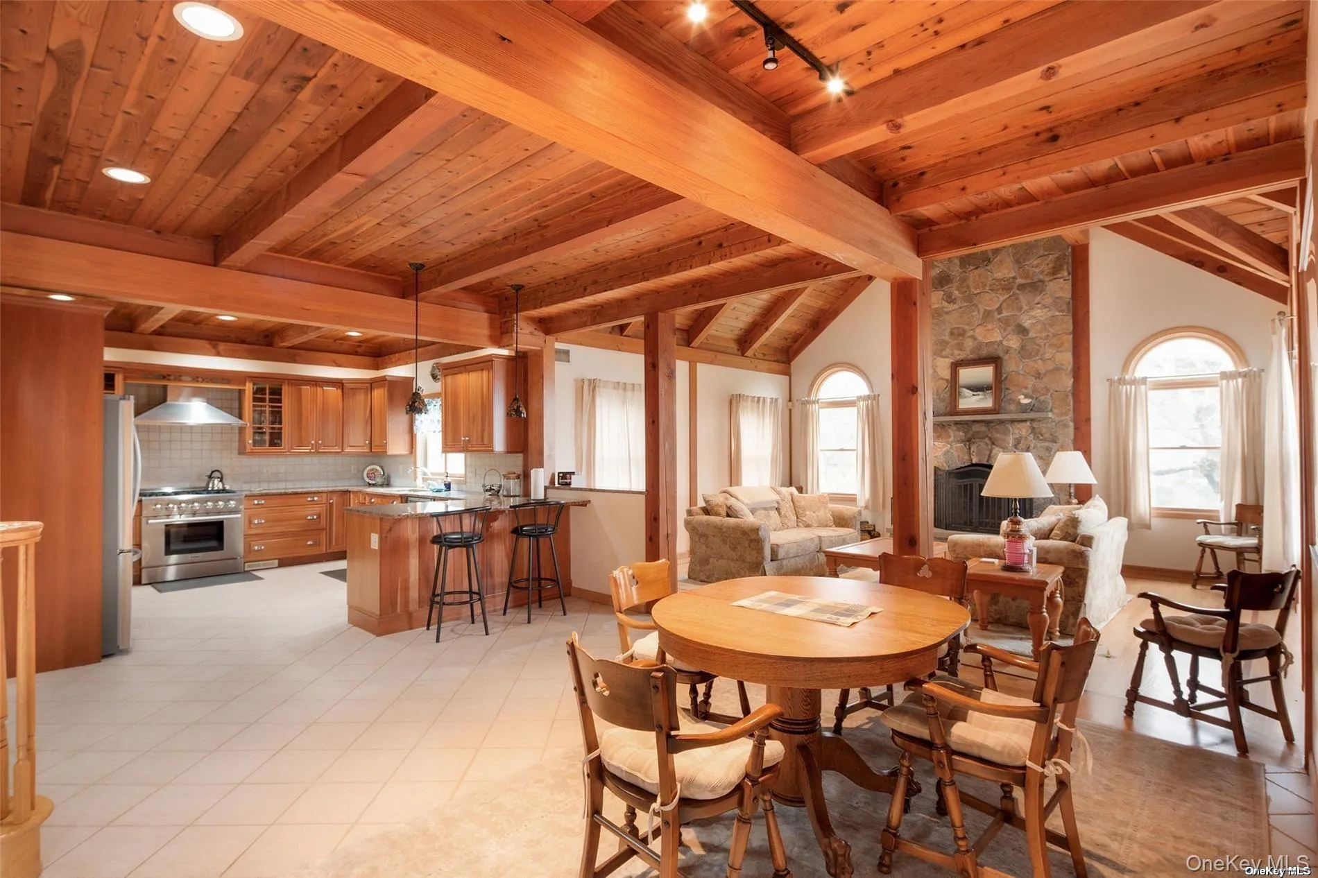 48 Oakhurst Road, Southampton, NY, 3 Bedrooms Bedrooms, 8 Rooms Rooms,3 BathroomsBathrooms,Residential Lease,For Rent,Oakhurst,0,959844 48 Oakhurst Road, Southampton, NY, 3 Bedrooms Bedrooms, 8 Rooms Rooms,3 BathroomsBathrooms,Residential Lease,For Rent,Oakhurst,0,959844