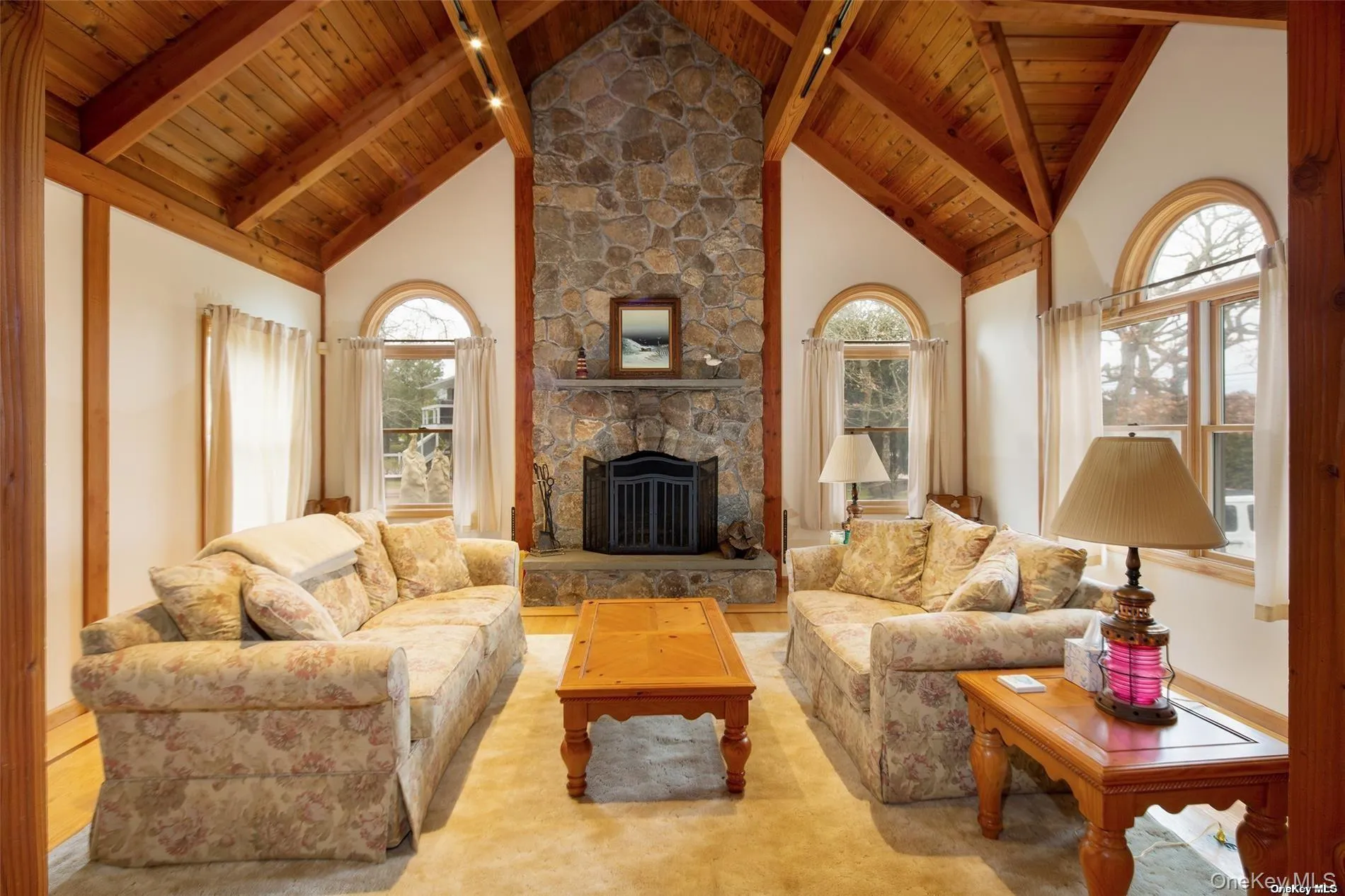 48 Oakhurst Road, Southampton, NY, 3 Bedrooms Bedrooms, 8 Rooms Rooms,3 BathroomsBathrooms,Residential Lease,For Rent,Oakhurst,0,959844 48 Oakhurst Road, Southampton, NY, 3 Bedrooms Bedrooms, 8 Rooms Rooms,3 BathroomsBathrooms,Residential Lease,For Rent,Oakhurst,0,959844