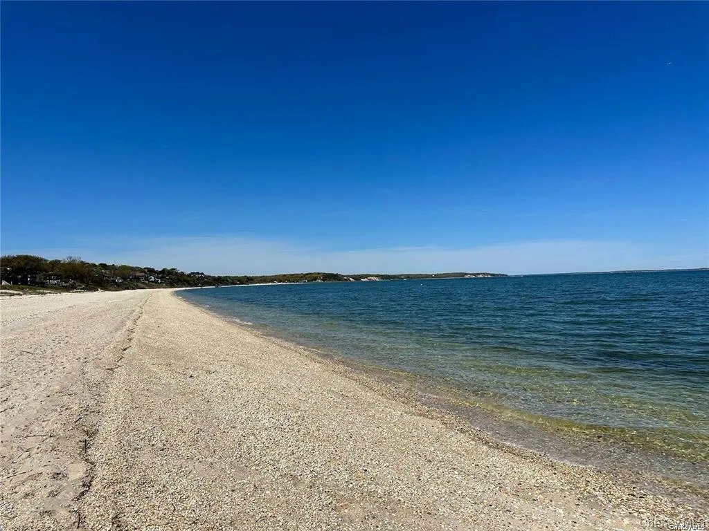 48 Oakhurst Road, Southampton, NY, 3 Bedrooms Bedrooms, 8 Rooms Rooms,3 BathroomsBathrooms,Residential Lease,For Rent,Oakhurst,0,959844 48 Oakhurst Road, Southampton, NY, 3 Bedrooms Bedrooms, 8 Rooms Rooms,3 BathroomsBathrooms,Residential Lease,For Rent,Oakhurst,0,959844