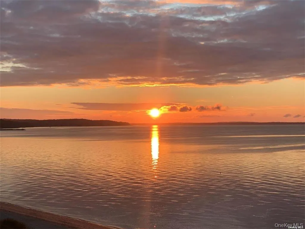 48 Oakhurst Road, Southampton, NY, 3 Bedrooms Bedrooms, 8 Rooms Rooms,3 BathroomsBathrooms,Residential Lease,For Rent,Oakhurst,0,959844 48 Oakhurst Road, Southampton, NY, 3 Bedrooms Bedrooms, 8 Rooms Rooms,3 BathroomsBathrooms,Residential Lease,For Rent,Oakhurst,0,959844