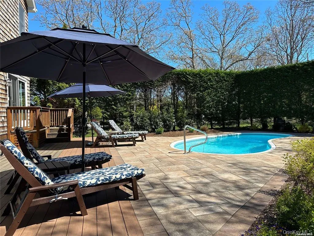 48 Oakhurst Road, Southampton, NY, 3 Bedrooms Bedrooms, 8 Rooms Rooms,3 BathroomsBathrooms,Residential Lease,For Rent,Oakhurst,0,959844 48 Oakhurst Road, Southampton, NY, 3 Bedrooms Bedrooms, 8 Rooms Rooms,3 BathroomsBathrooms,Residential Lease,For Rent,Oakhurst,0,959844