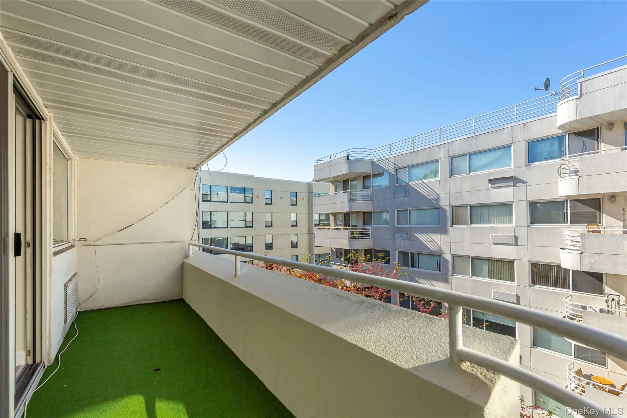 88 Cuttermill Road, North Hempstead, NY, 2 Bedrooms Bedrooms, 4 Rooms Rooms,2 BathroomsBathrooms,Residential Lease,For Rent,Cuttermill,0,959864 88 Cuttermill Road, North Hempstead, NY, 2 Bedrooms Bedrooms, 4 Rooms Rooms,2 BathroomsBathrooms,Residential Lease,For Rent,Cuttermill,0,959864