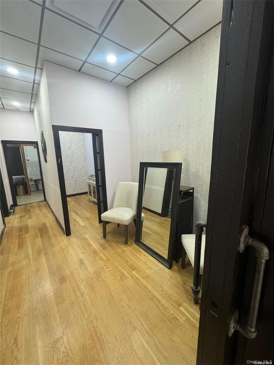 302 Forest Avenue, Oyster Bay, NY, ,Commercial Lease,For Rent,Forest,0,959877 302 Forest Avenue, Oyster Bay, NY, ,Commercial Lease,For Rent,Forest,0,959877