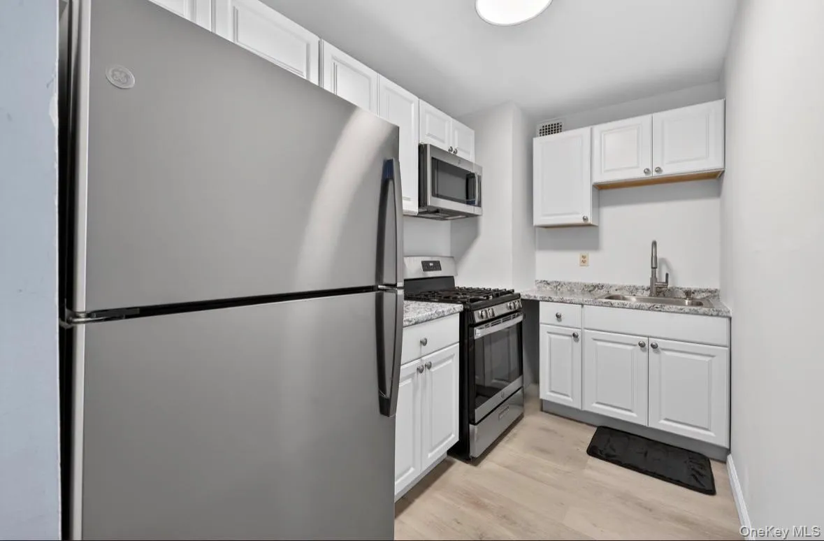 58-03 Calloway Street, New York, NY, 1 Bedroom Bedrooms, 4 Rooms Rooms,1 BathroomBathrooms,Residential Sale,For Rent,Calloway,0,959931 58-03 Calloway Street, New York, NY, 1 Bedroom Bedrooms, 4 Rooms Rooms,1 BathroomBathrooms,Residential Sale,For Rent,Calloway,0,959931