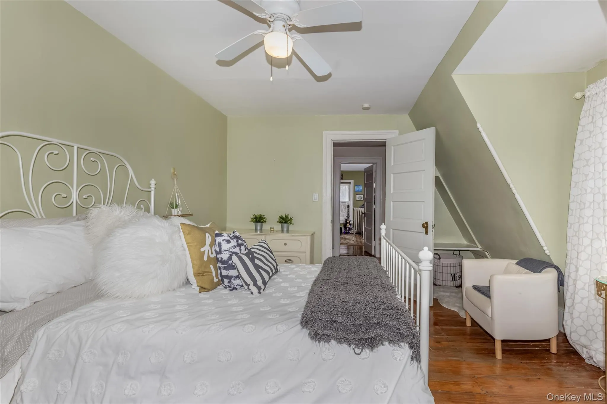 831 Wolcott Avenue, Beacon, NY, 6 Bedrooms Bedrooms, 10 Rooms Rooms,2 BathroomsBathrooms,Residential,For Rent,Wolcott,0,959963 831 Wolcott Avenue, Beacon, NY, 6 Bedrooms Bedrooms, 10 Rooms Rooms,2 BathroomsBathrooms,Residential,For Rent,Wolcott,0,959963