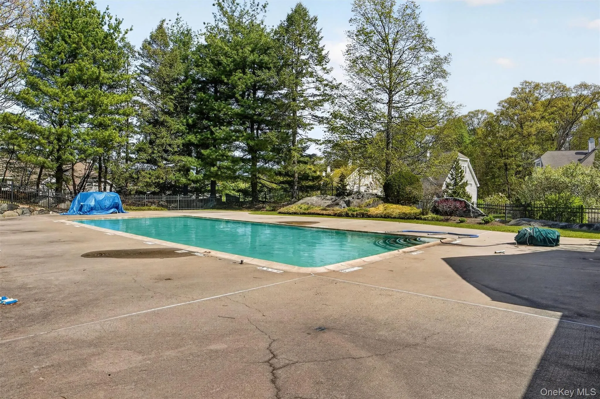 Pool Pool