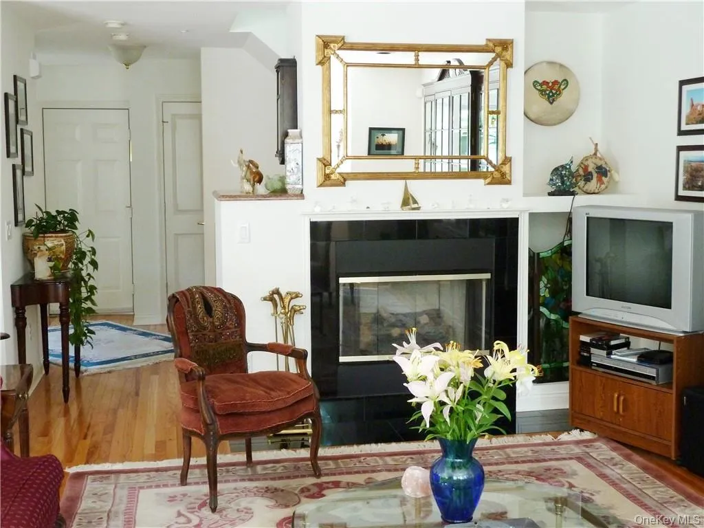 107 Winding Ridge Road, Greenburgh, NY, 4 Bedrooms Bedrooms, 9 Rooms Rooms,3 BathroomsBathrooms,Residential Lease,For Rent,Winding Ridge,0,959990 107 Winding Ridge Road, Greenburgh, NY, 4 Bedrooms Bedrooms, 9 Rooms Rooms,3 BathroomsBathrooms,Residential Lease,For Rent,Winding Ridge,0,959990