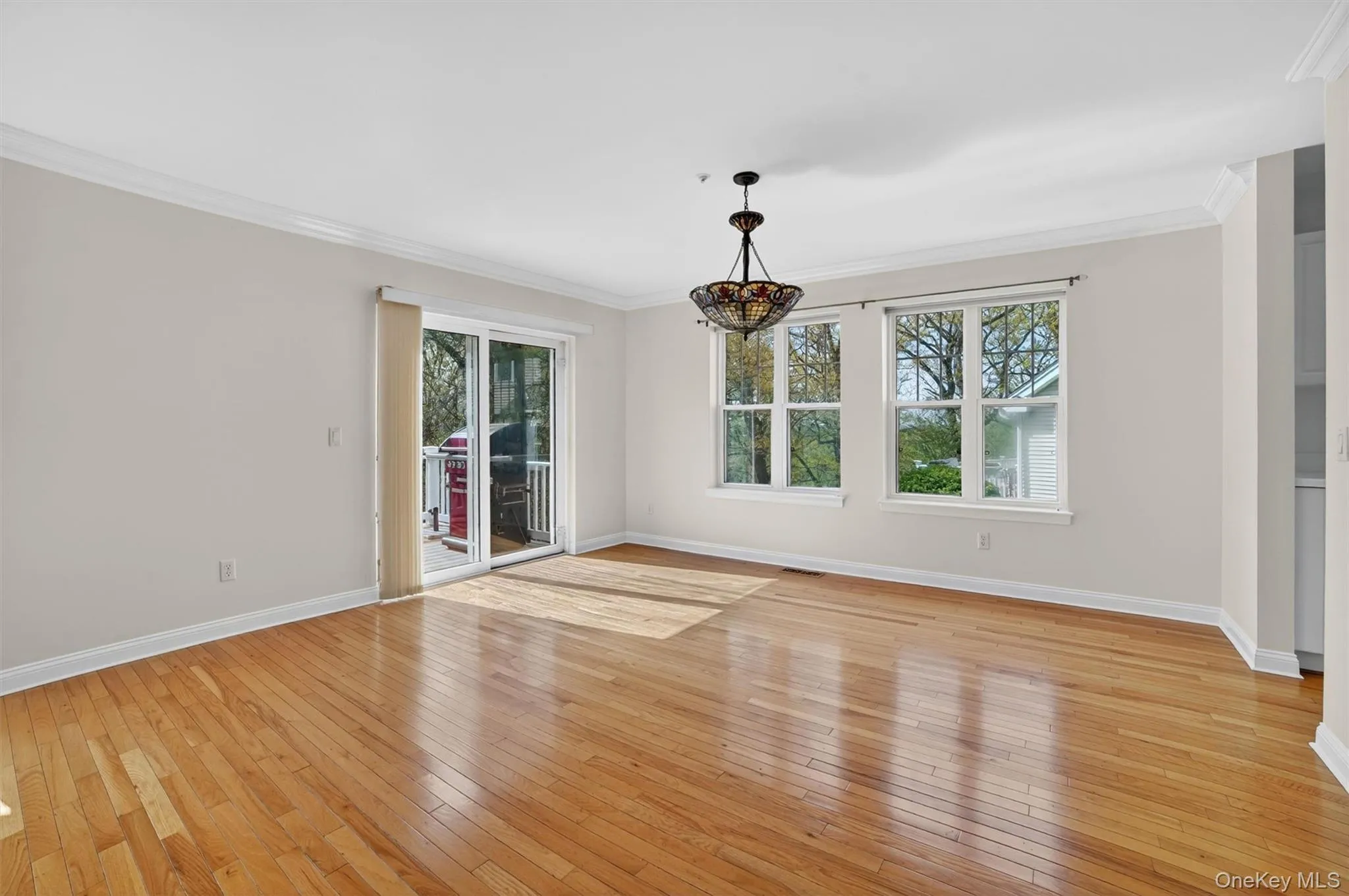 107 Winding Ridge Road, Greenburgh, NY, 4 Bedrooms Bedrooms, 9 Rooms Rooms,3 BathroomsBathrooms,Residential Lease,For Rent,Winding Ridge,0,959990 107 Winding Ridge Road, Greenburgh, NY, 4 Bedrooms Bedrooms, 9 Rooms Rooms,3 BathroomsBathrooms,Residential Lease,For Rent,Winding Ridge,0,959990