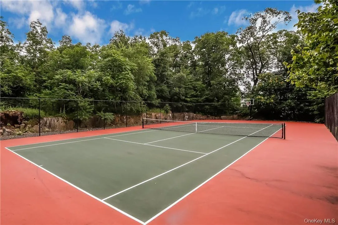 107 Winding Ridge Road, Greenburgh, NY, 4 Bedrooms Bedrooms, 9 Rooms Rooms,3 BathroomsBathrooms,Residential Lease,For Rent,Winding Ridge,0,959990 107 Winding Ridge Road, Greenburgh, NY, 4 Bedrooms Bedrooms, 9 Rooms Rooms,3 BathroomsBathrooms,Residential Lease,For Rent,Winding Ridge,0,959990