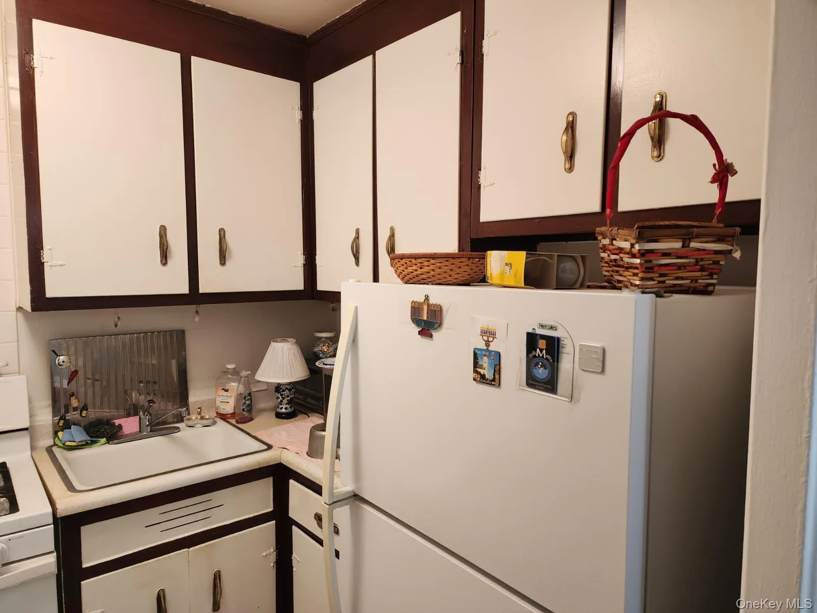 61-45 98th Street, New York, NY, 1 Bedroom Bedrooms, 4 Rooms Rooms,1 BathroomBathrooms,Residential,For Rent,98th,0,960001 61-45 98th Street, New York, NY, 1 Bedroom Bedrooms, 4 Rooms Rooms,1 BathroomBathrooms,Residential,For Rent,98th,0,960001