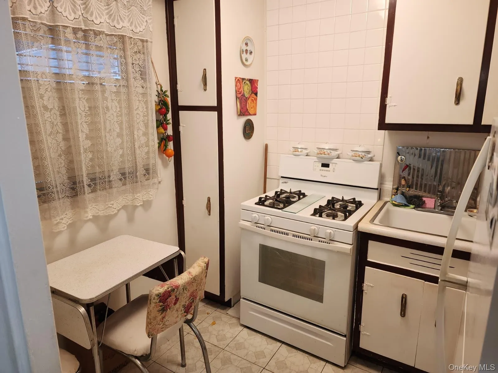 61-45 98th Street, New York, NY, 1 Bedroom Bedrooms, 4 Rooms Rooms,1 BathroomBathrooms,Residential,For Rent,98th,0,960001 61-45 98th Street, New York, NY, 1 Bedroom Bedrooms, 4 Rooms Rooms,1 BathroomBathrooms,Residential,For Rent,98th,0,960001