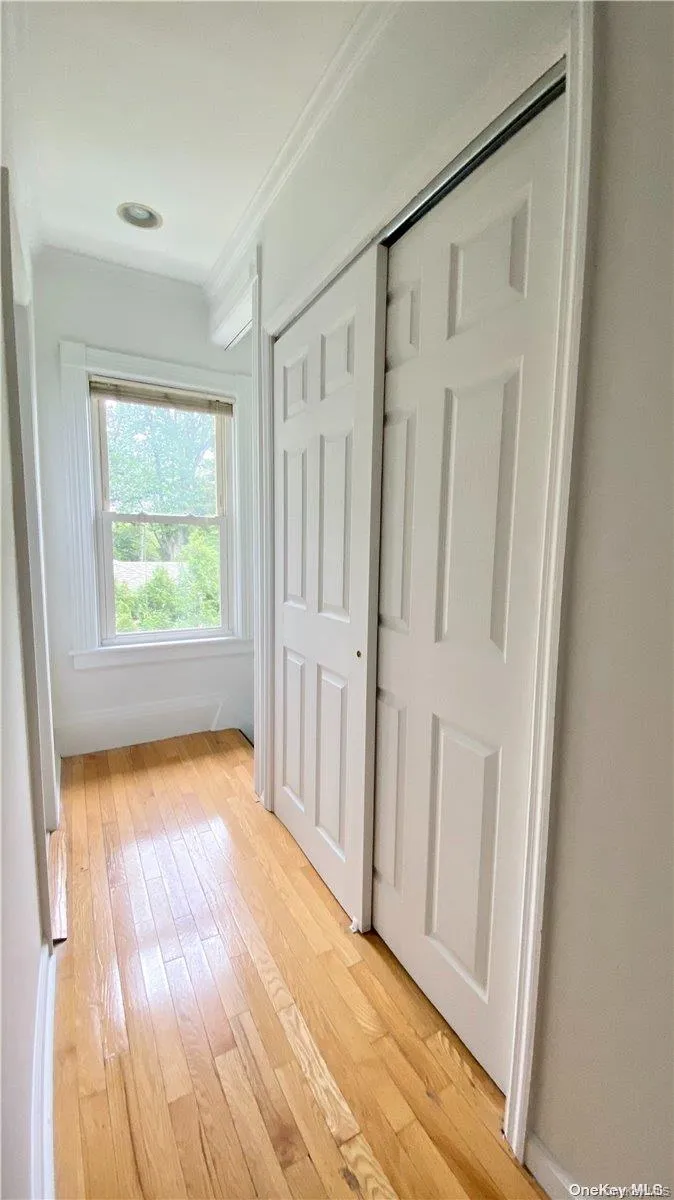 55 Davis Street, Oyster Bay, NY, 2 Bedrooms Bedrooms, 5 Rooms Rooms,1 BathroomBathrooms,Residential Lease,For Rent,Davis,0,960004 55 Davis Street, Oyster Bay, NY, 2 Bedrooms Bedrooms, 5 Rooms Rooms,1 BathroomBathrooms,Residential Lease,For Rent,Davis,0,960004