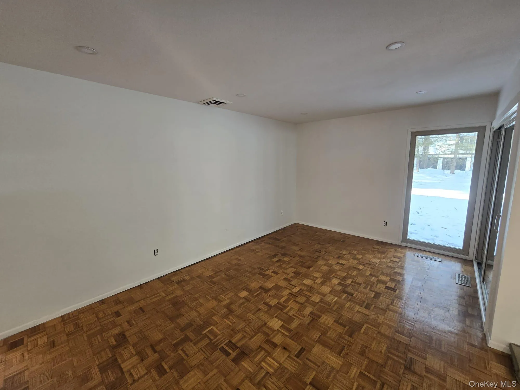 10 Chestnut Drive, Haverstraw, NY, 4 Bedrooms Bedrooms, 12 Rooms Rooms,2 BathroomsBathrooms,Residential Lease,For Rent,Chestnut,0,960019 10 Chestnut Drive, Haverstraw, NY, 4 Bedrooms Bedrooms, 12 Rooms Rooms,2 BathroomsBathrooms,Residential Lease,For Rent,Chestnut,0,960019