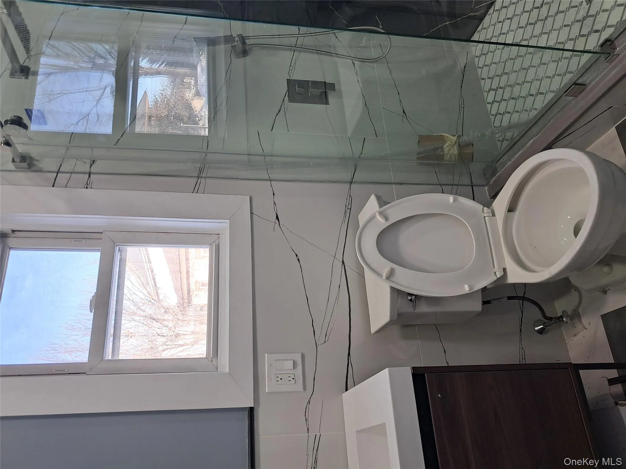 160 GARFIELD Avenue, North Hempstead, NY, 2 Bedrooms Bedrooms, 4 Rooms Rooms,1 BathroomBathrooms,Residential Lease,For Rent,GARFIELD,0,960066 160 GARFIELD Avenue, North Hempstead, NY, 2 Bedrooms Bedrooms, 4 Rooms Rooms,1 BathroomBathrooms,Residential Lease,For Rent,GARFIELD,0,960066