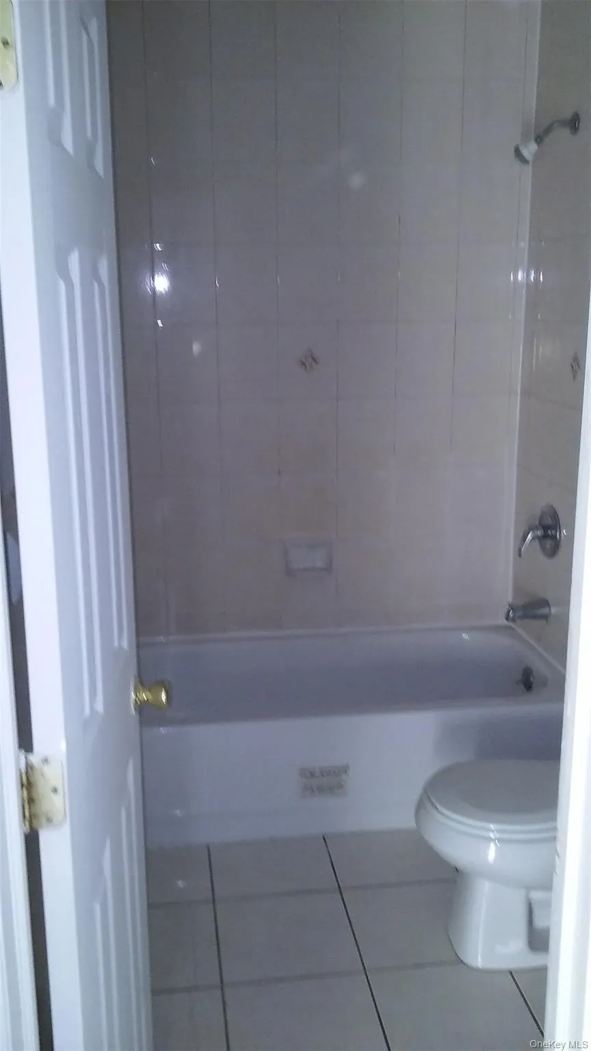 97-56 105th Street, New York, NY, 3 Bedrooms Bedrooms, 7 Rooms Rooms,2 BathroomsBathrooms,Residential Lease,For Rent,105th,0,960069 97-56 105th Street, New York, NY, 3 Bedrooms Bedrooms, 7 Rooms Rooms,2 BathroomsBathrooms,Residential Lease,For Rent,105th,0,960069