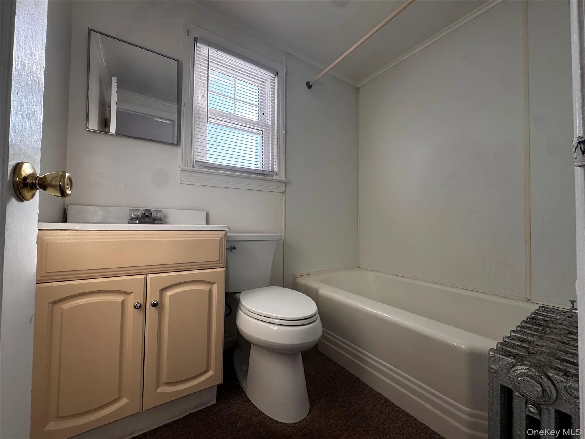 651 Carlls Path, Babylon, NY, 1 Bedroom Bedrooms, 4 Rooms Rooms,1 BathroomBathrooms,Residential Lease,For Rent,Carlls,0,960077 651 Carlls Path, Babylon, NY, 1 Bedroom Bedrooms, 4 Rooms Rooms,1 BathroomBathrooms,Residential Lease,For Rent,Carlls,0,960077