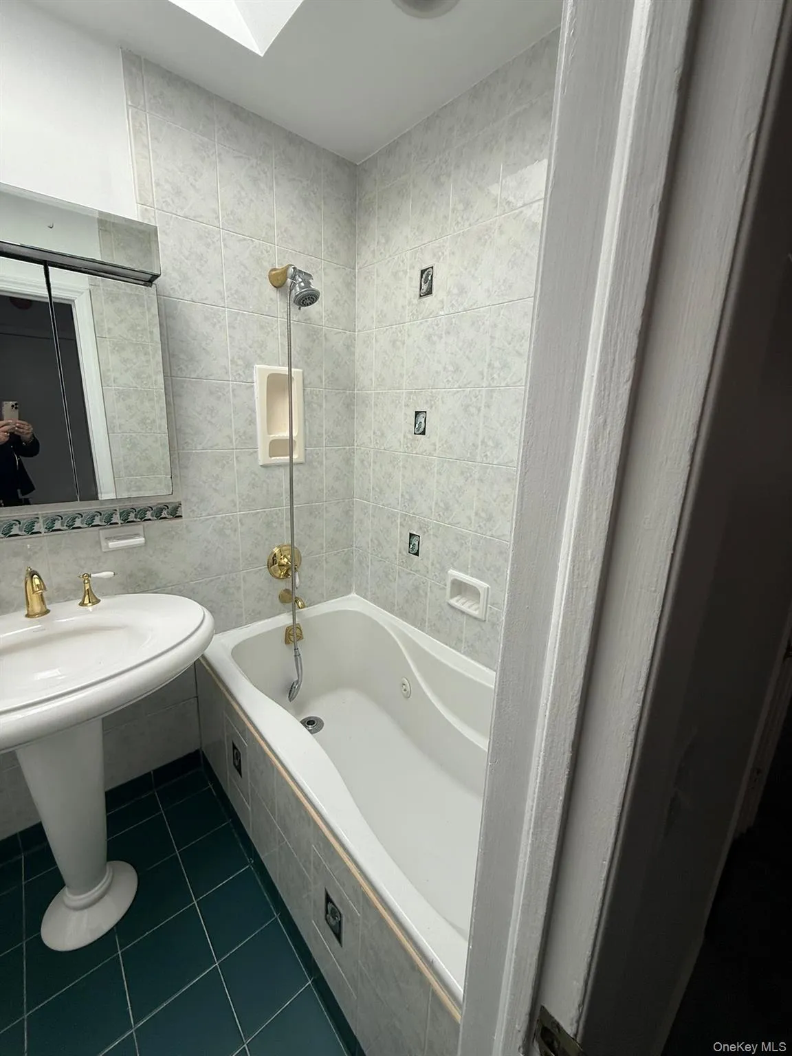 19-16 150th Street, New York, NY, 2 Bedrooms Bedrooms, 4 Rooms Rooms,1 BathroomBathrooms,Residential Lease,For Rent,150th,0,960100 19-16 150th Street, New York, NY, 2 Bedrooms Bedrooms, 4 Rooms Rooms,1 BathroomBathrooms,Residential Lease,For Rent,150th,0,960100