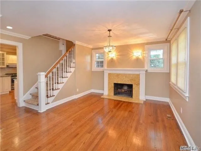 25 Gaynor Avenue, North Hempstead, NY, 3 Bedrooms Bedrooms, 8 Rooms Rooms,2 BathroomsBathrooms,Residential Lease,For Rent,Gaynor,0,960118 25 Gaynor Avenue, North Hempstead, NY, 3 Bedrooms Bedrooms, 8 Rooms Rooms,2 BathroomsBathrooms,Residential Lease,For Rent,Gaynor,0,960118