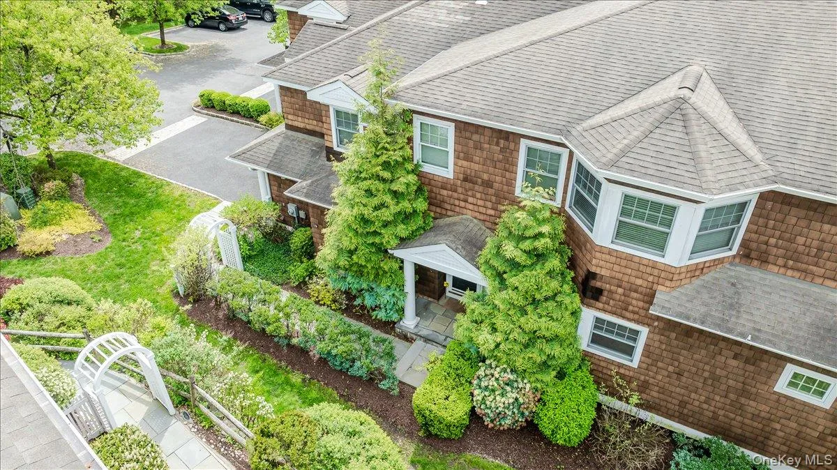 6 Riverpointe Road, Greenburgh, NY, 4 Bedrooms Bedrooms, 9 Rooms Rooms,3 BathroomsBathrooms,Residential,For Rent,Riverpointe,0,960130 6 Riverpointe Road, Greenburgh, NY, 4 Bedrooms Bedrooms, 9 Rooms Rooms,3 BathroomsBathrooms,Residential,For Rent,Riverpointe,0,960130