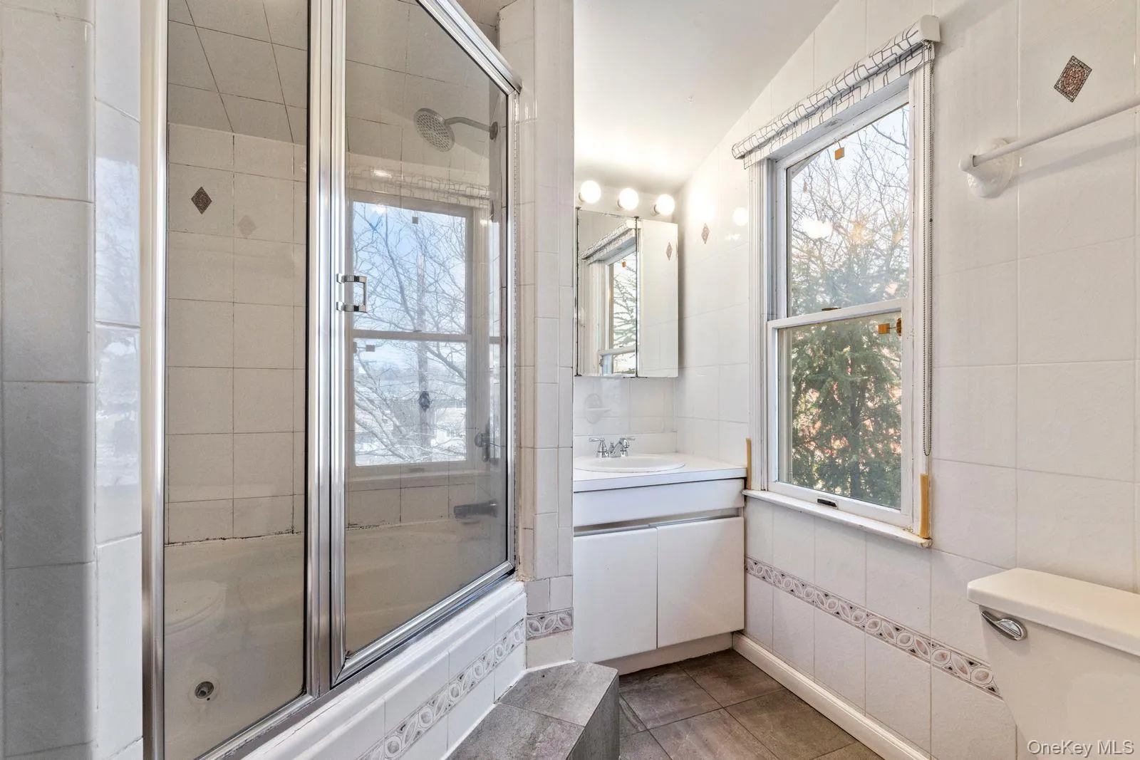 607 Lanett Avenue, New York, NY, 5 Bedrooms Bedrooms, 9 Rooms Rooms,3 BathroomsBathrooms,Residential,For Rent,Lanett,0,960134 607 Lanett Avenue, New York, NY, 5 Bedrooms Bedrooms, 9 Rooms Rooms,3 BathroomsBathrooms,Residential,For Rent,Lanett,0,960134